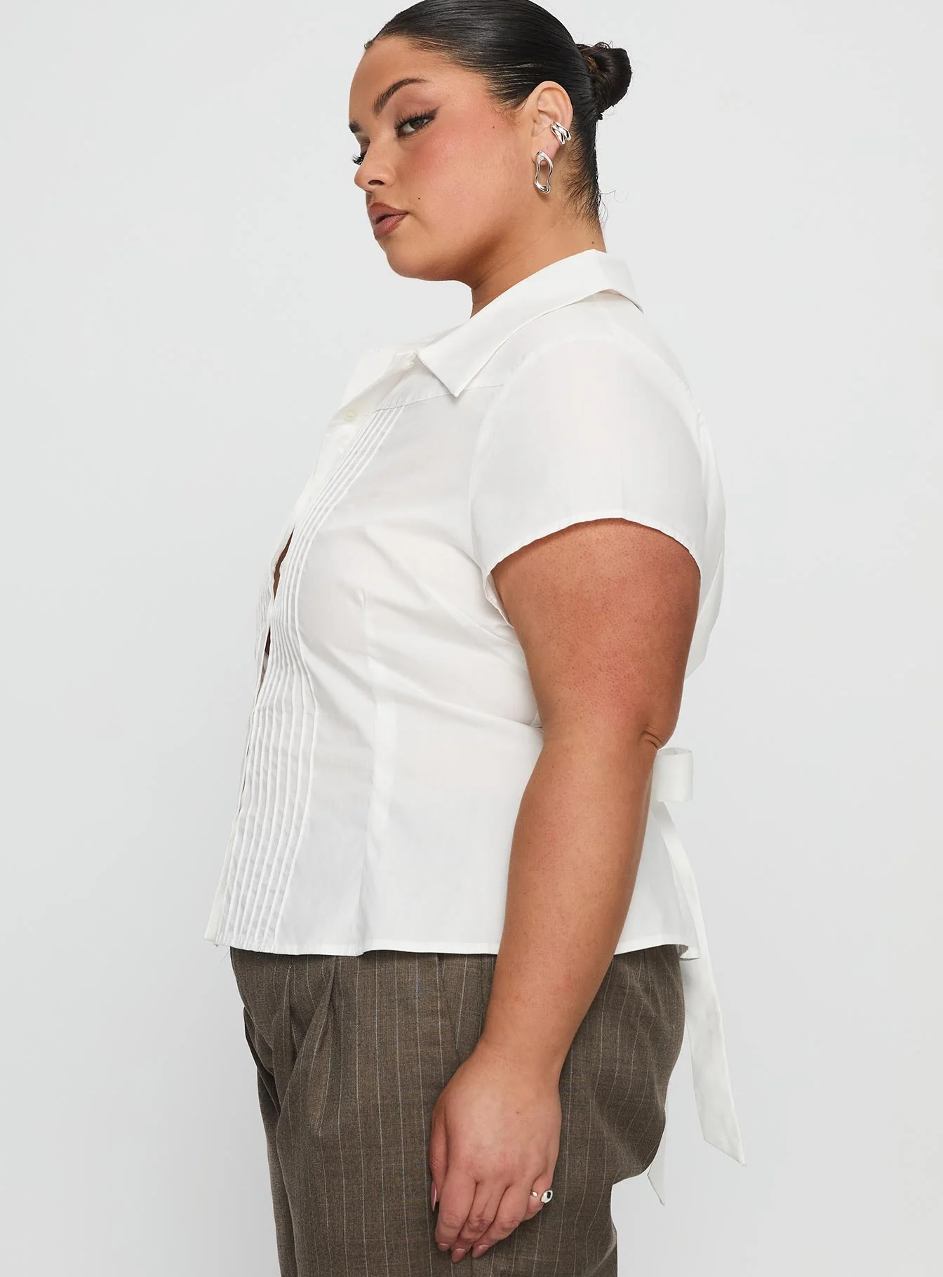 Akiyo Button Up Blouse Top White Curve - Image 4