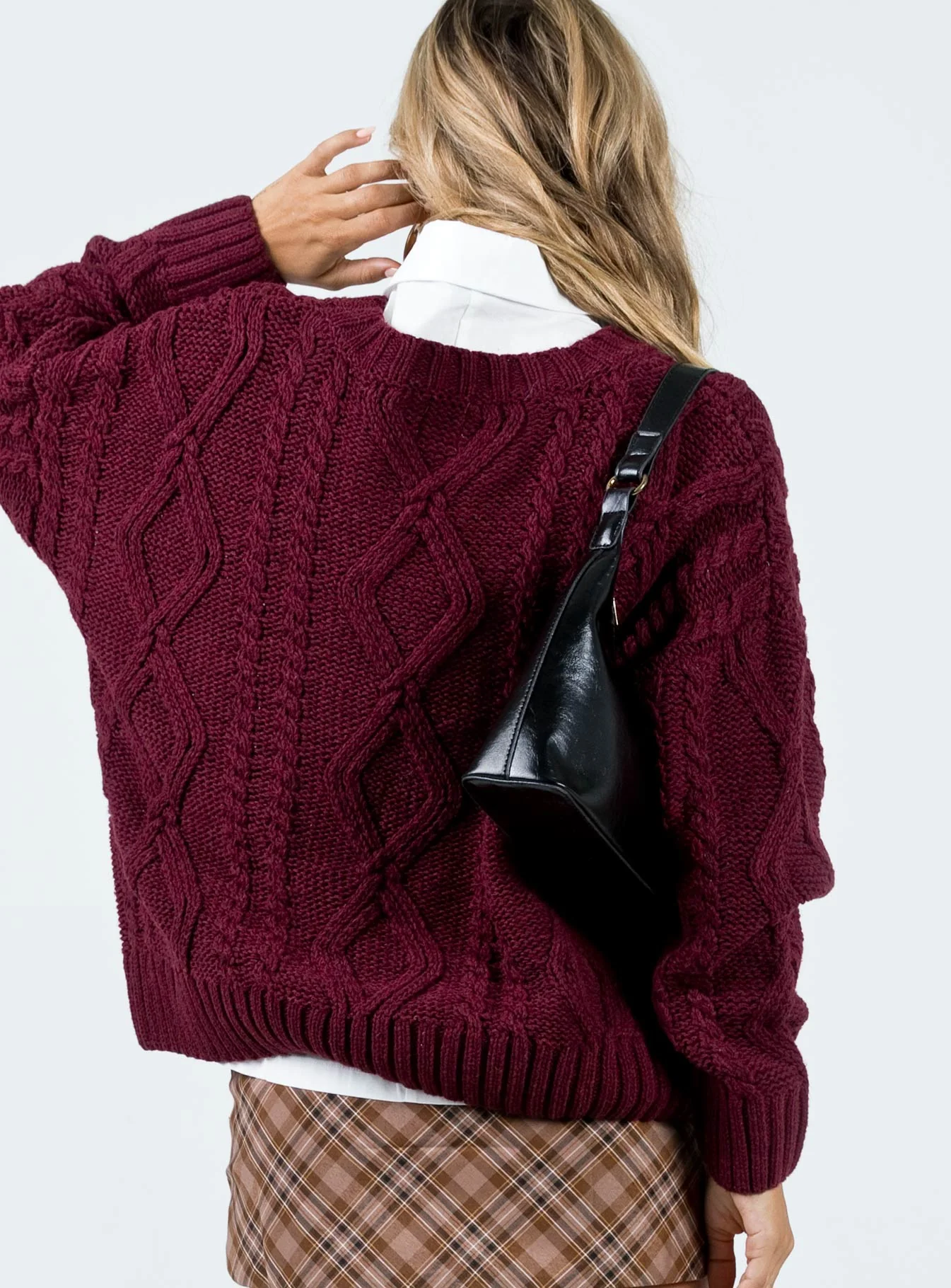 Anaya Oversized Sweater Burgundy - Image 5