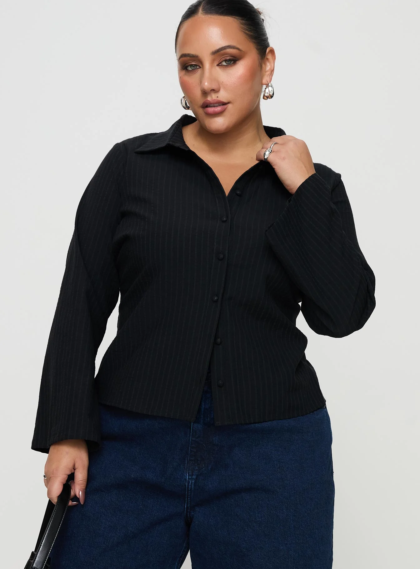 Anni Pinstripe Shirt Black Curve - Image 2