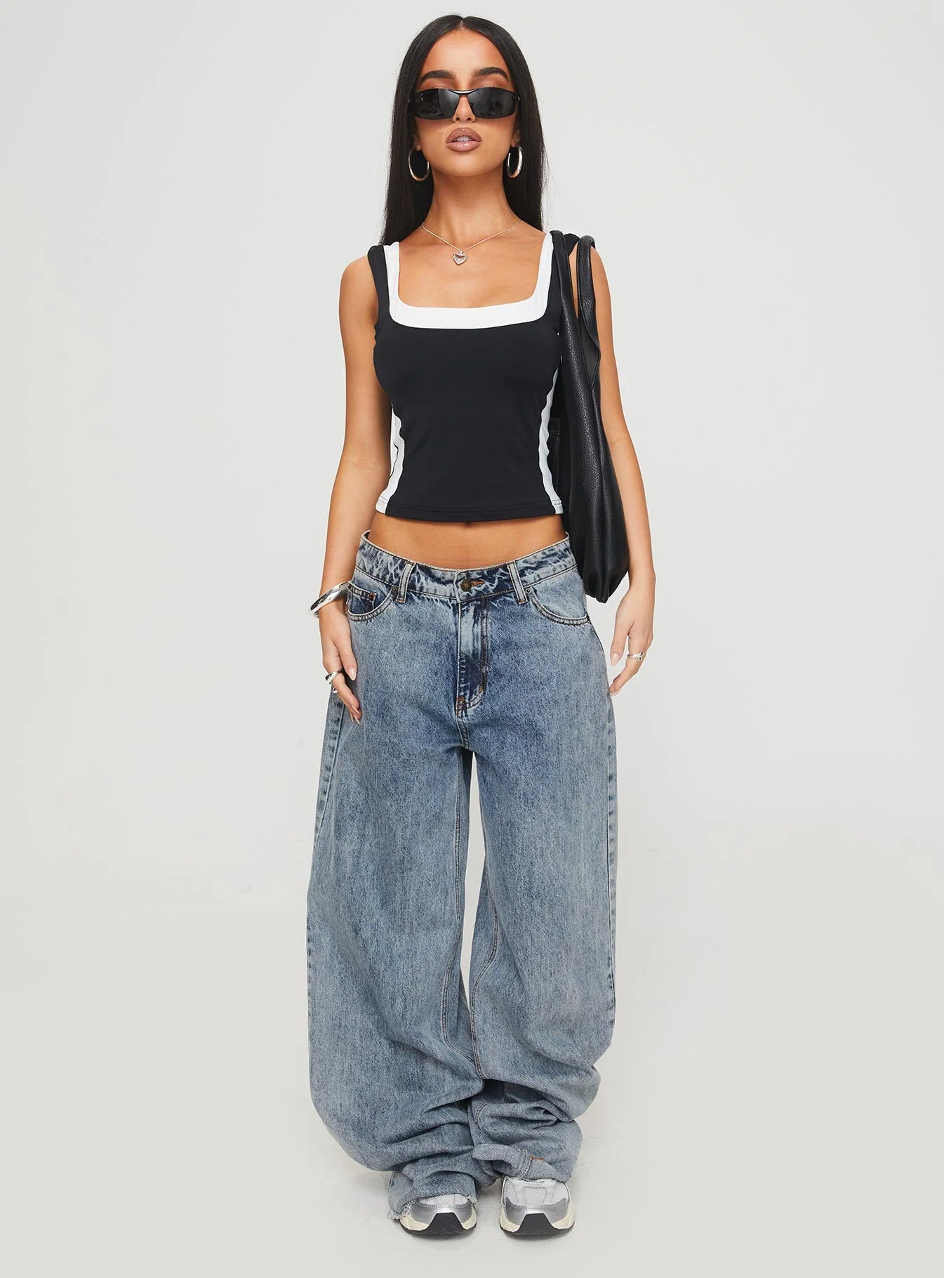 Ayu Top Black - Image 6