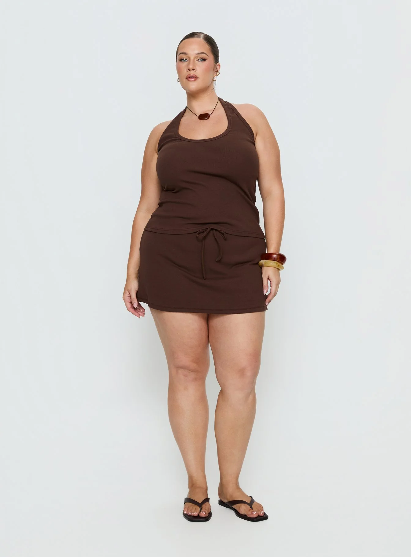 Baseline Scoop Halter Rib Tank Brown Curve - Image 3