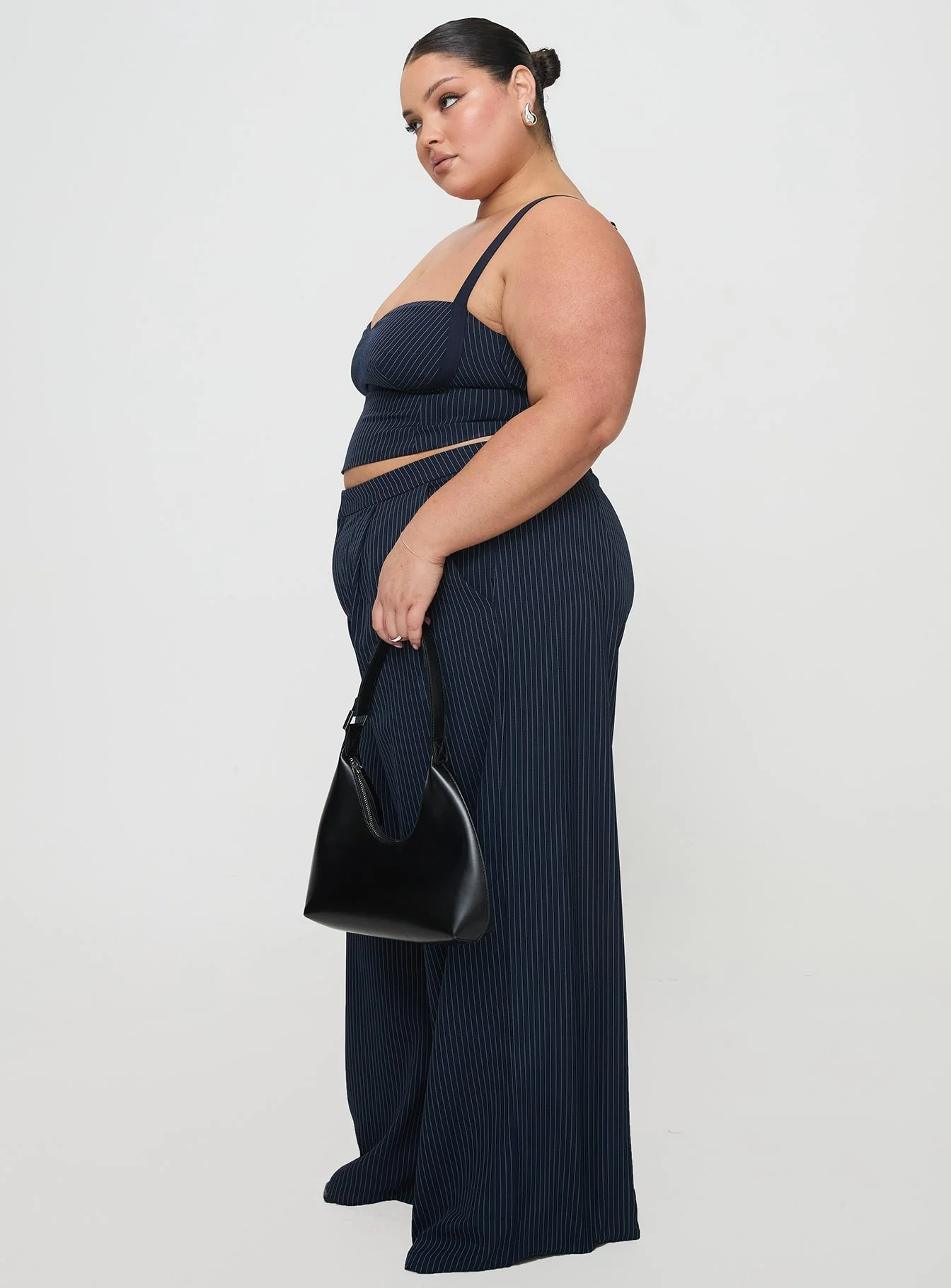 Briana Set Navy Pinstripe Curve - Image 3