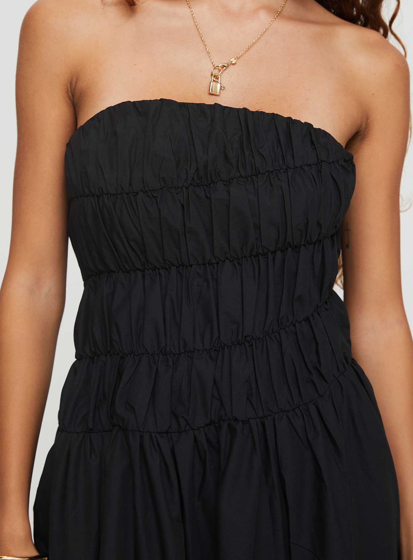 Brydie Bubble Hem Midi Dress Black - Image 6