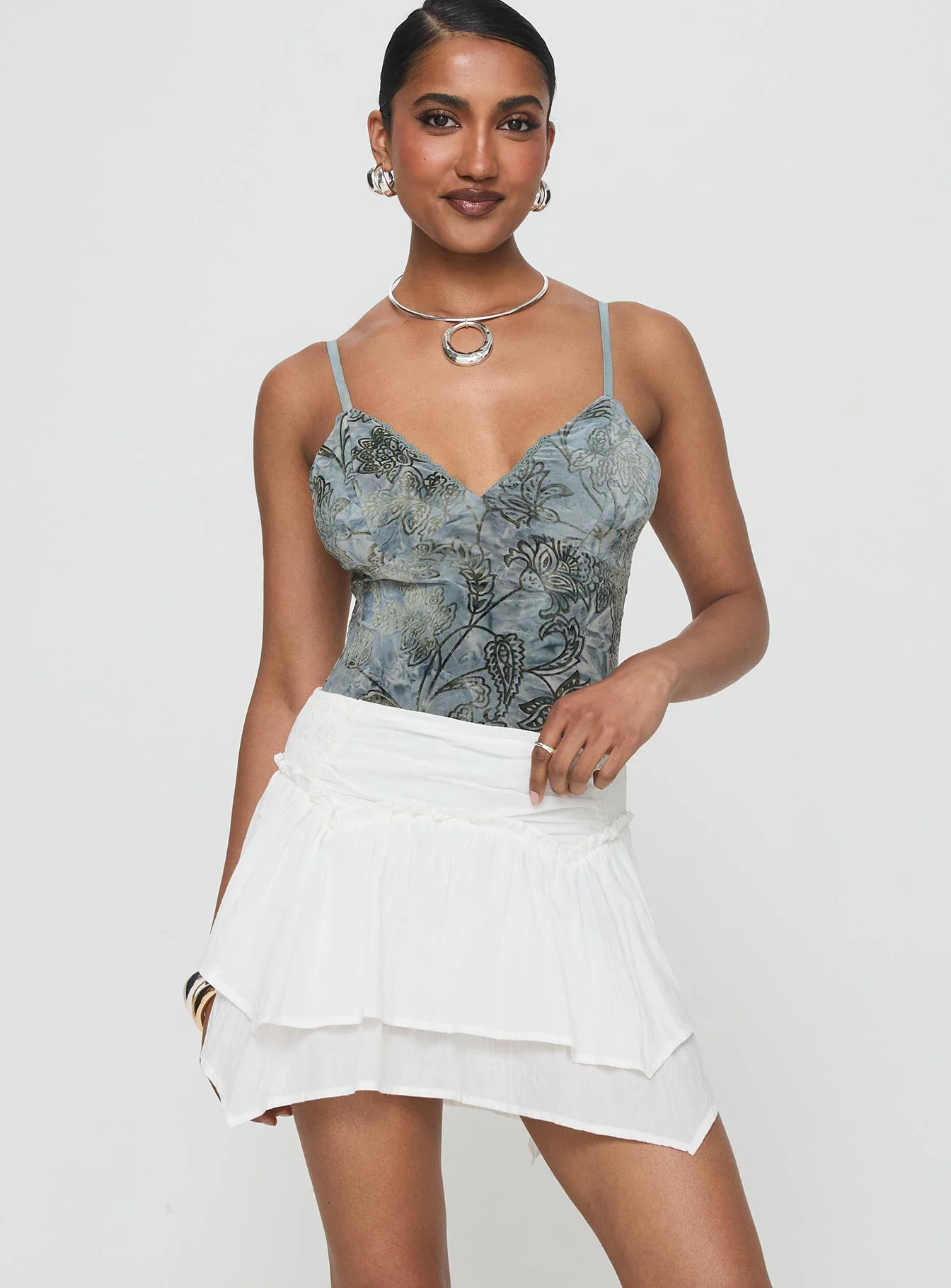 Butter Low Rise Skirt White - Image 2