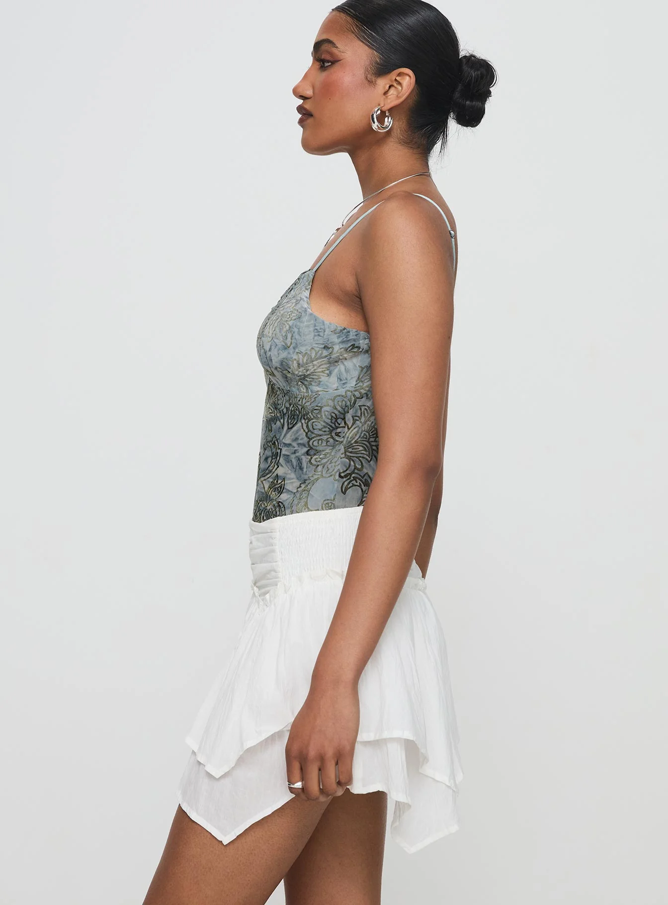 Butter Low Rise Skirt White - Image 4