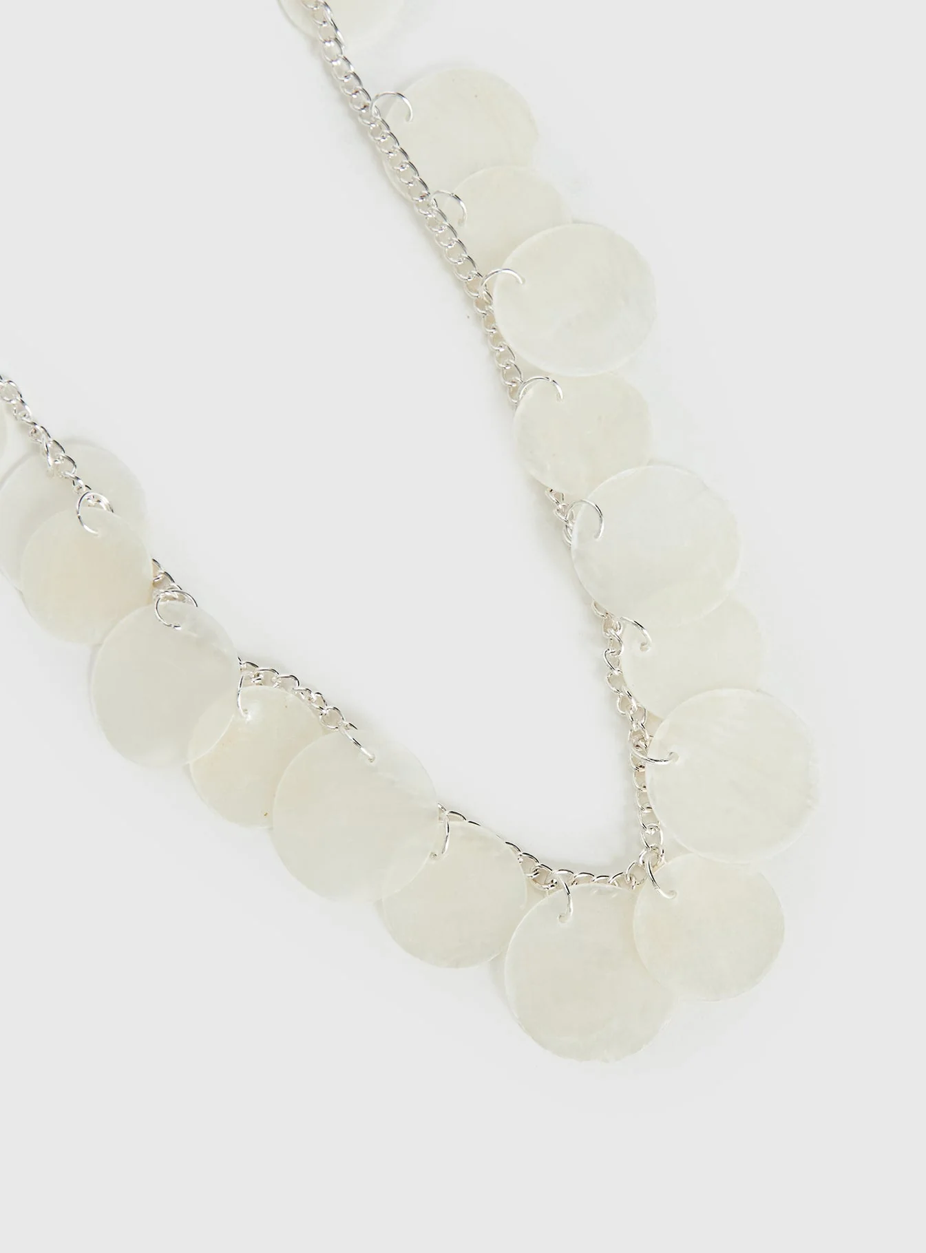 Chasing Sunsets Shell Detail Belt Silver - Image 3