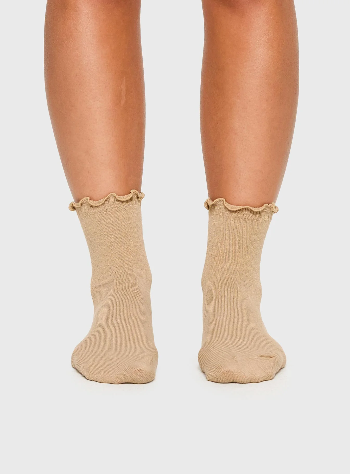 Comes And Goes Frill Socks Beige - Image 2