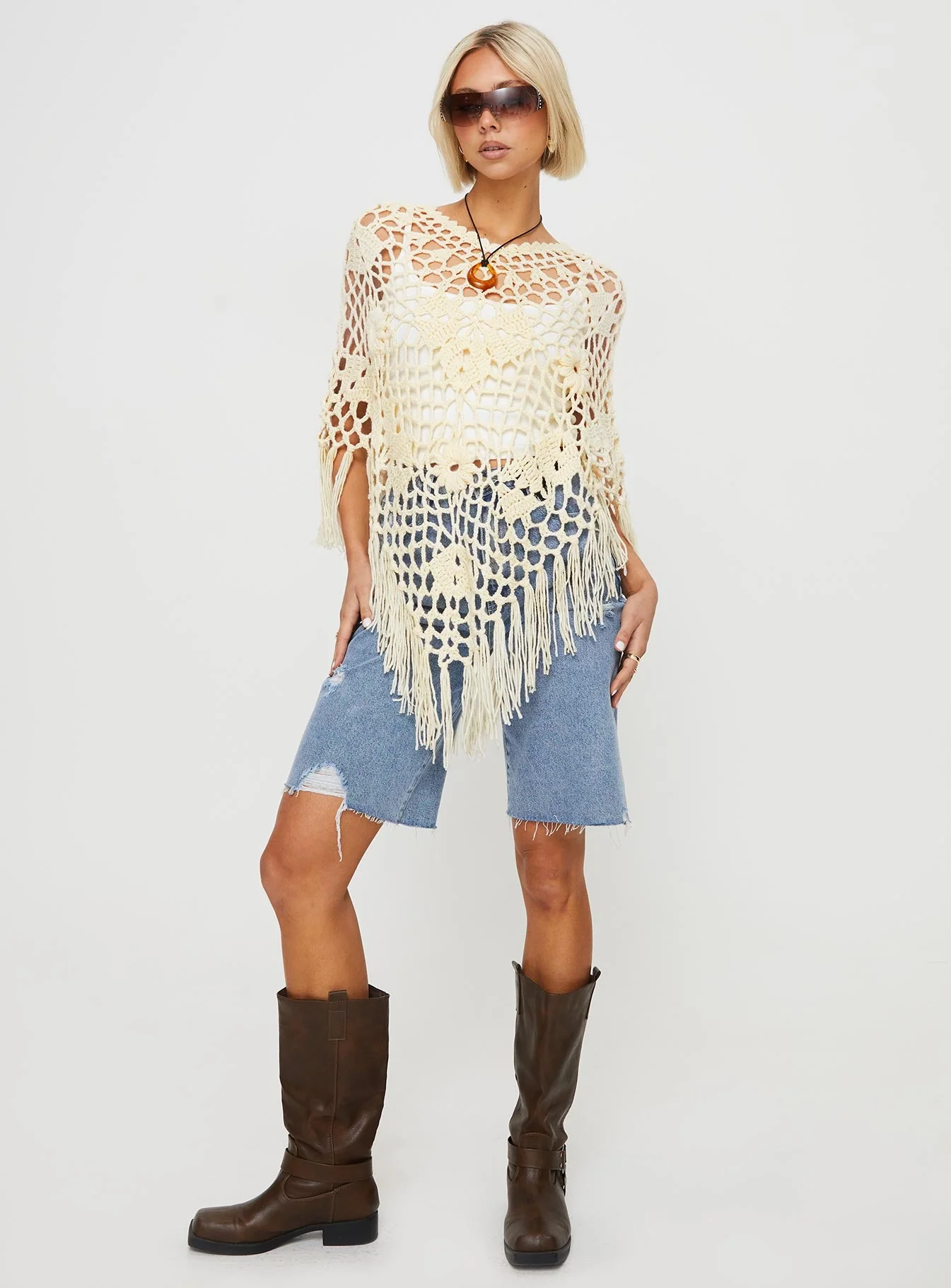 Joanes Crochet Poncho Beige - Image 3