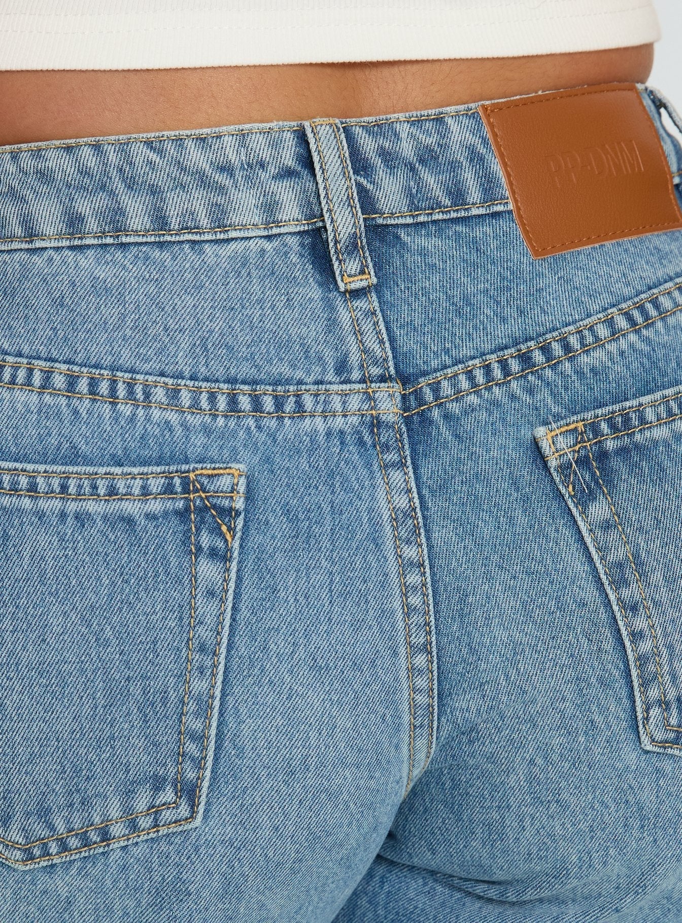 Darla Low Rise Straight Leg Jean Vintage Light Blue - Image 7