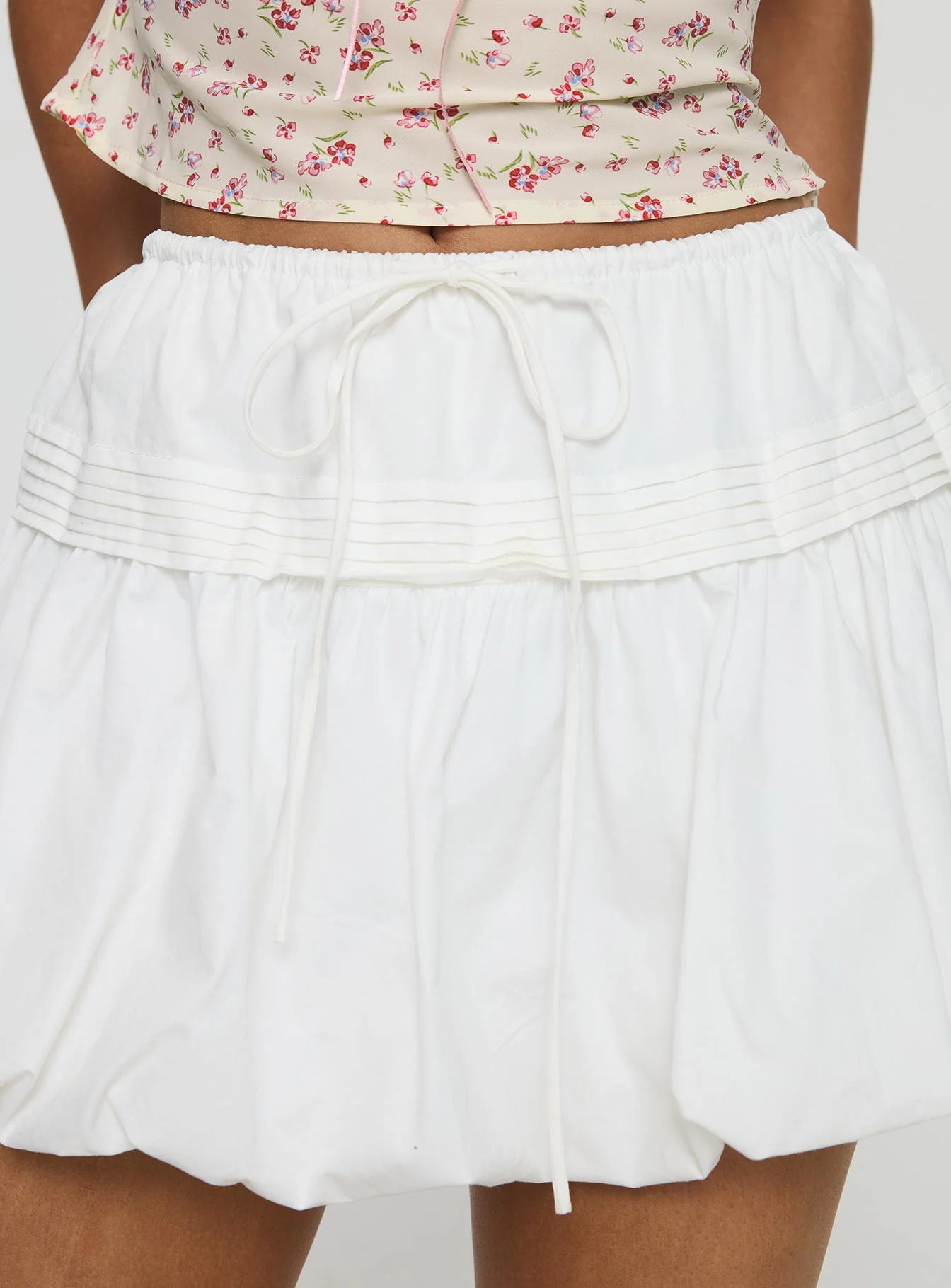Dear London Bubble Hem Mini Skirt White - Image 6