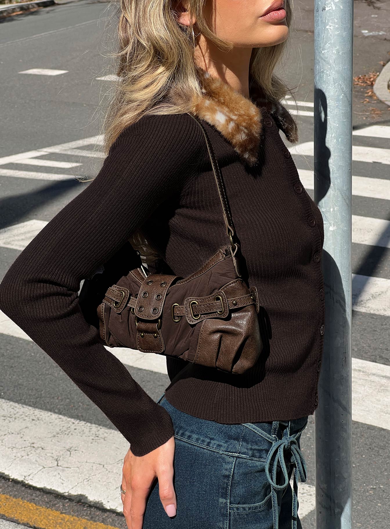 Doyers Street Shoulder Bag Brown - Image 13