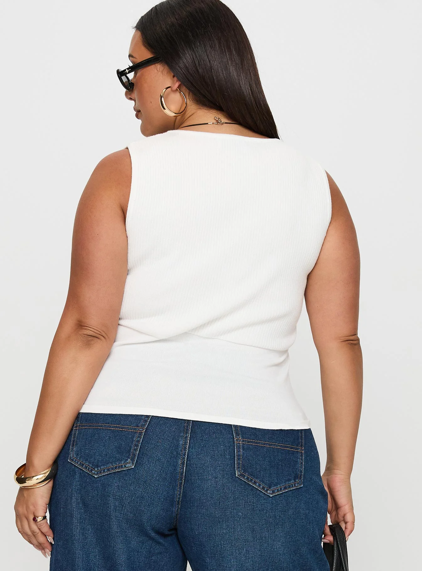 Drawn Me In Top White Curve - Image 5