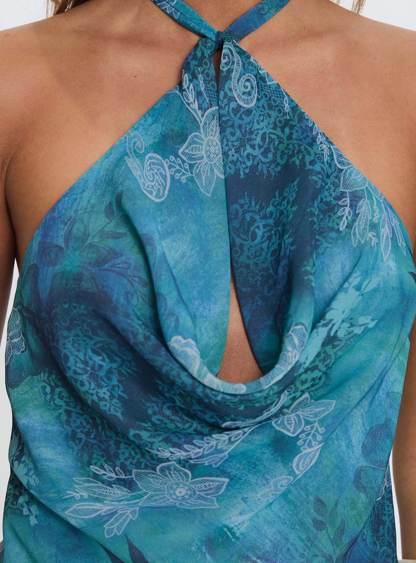 Eleganza Top Blue Floral - Image 6