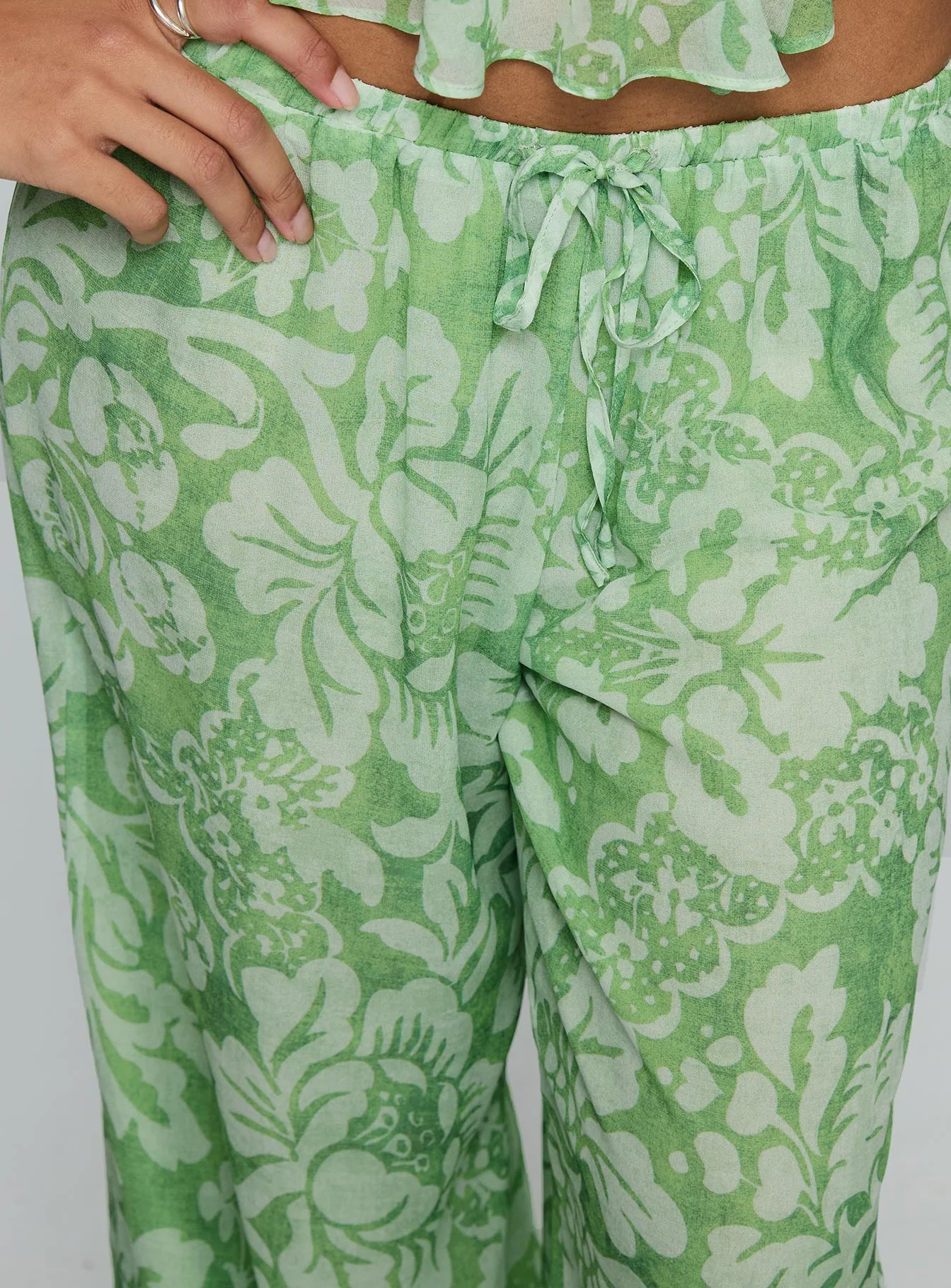 Finesse Pants Green Floral - Image 6