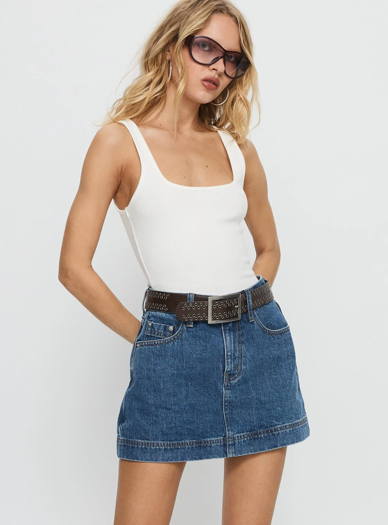 Gazelle Denim Skort Mid Wash Petite - Image 2