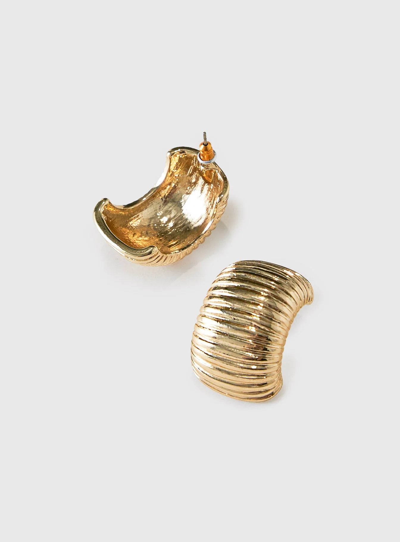 Georgette Earrings Gold - Image 3