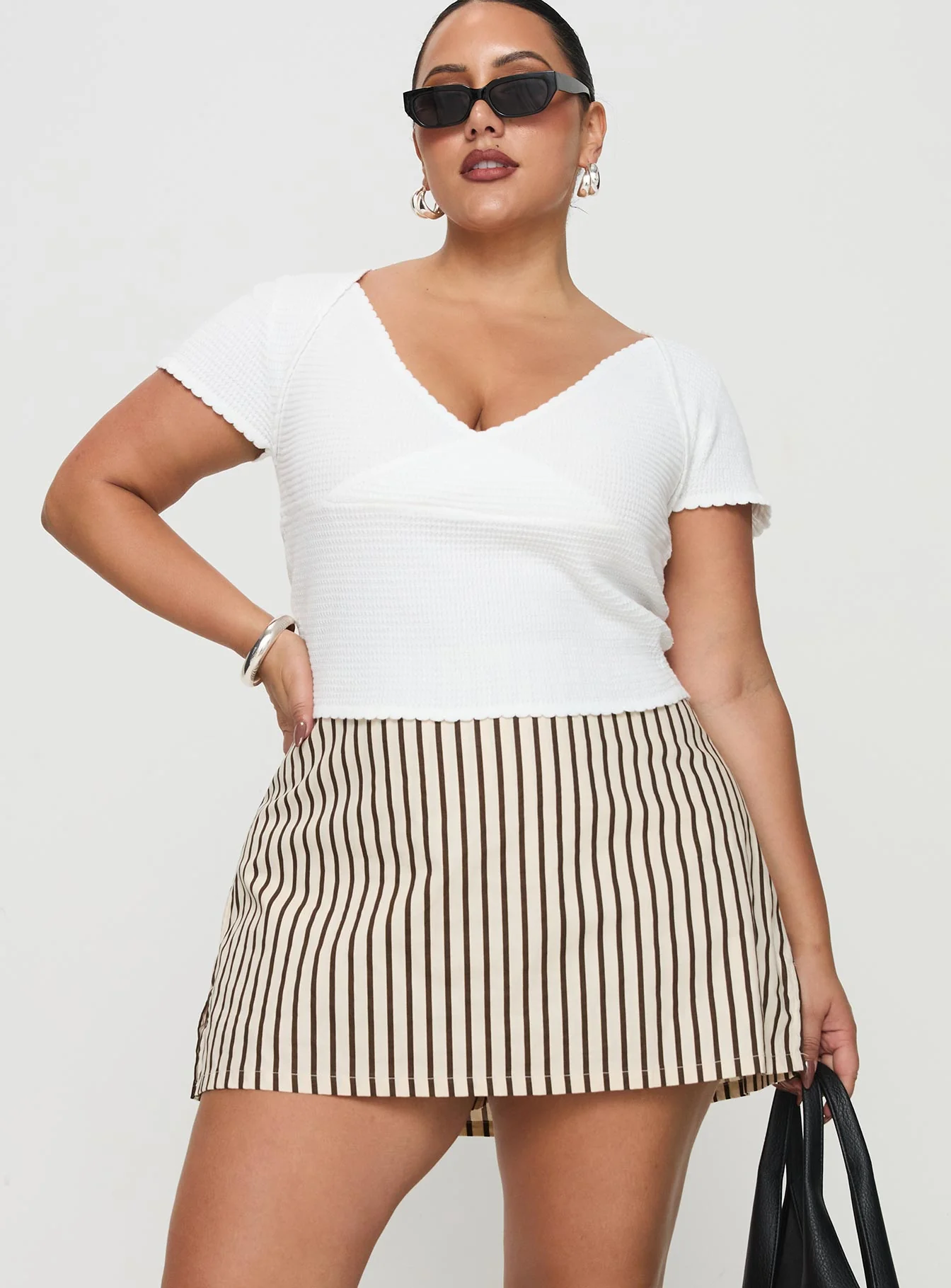 Gigi Skort Beige Stripe Curve - Image 2