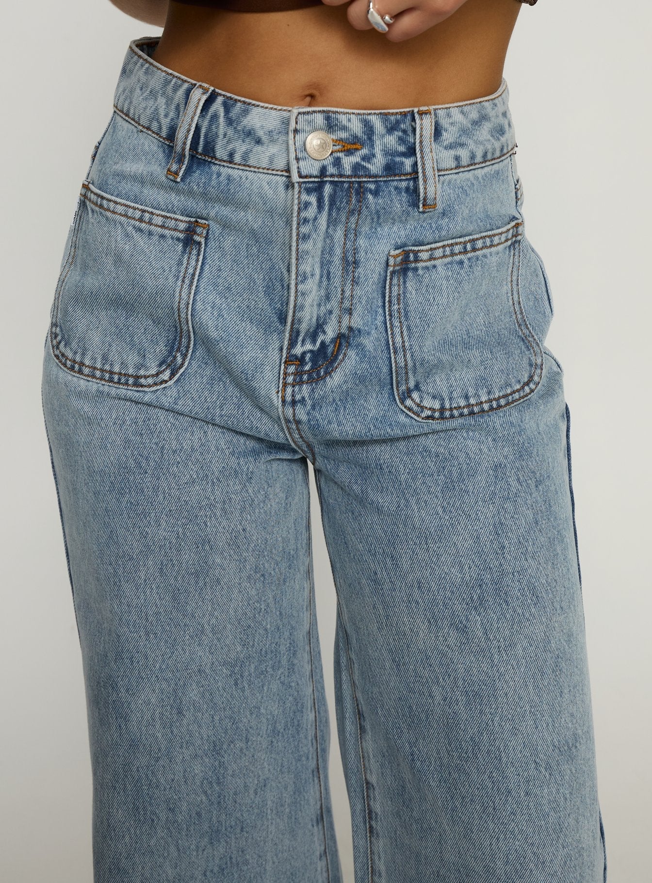 Goldie High Rise Wide Leg Pocket Jeans Light Wash - Image 6