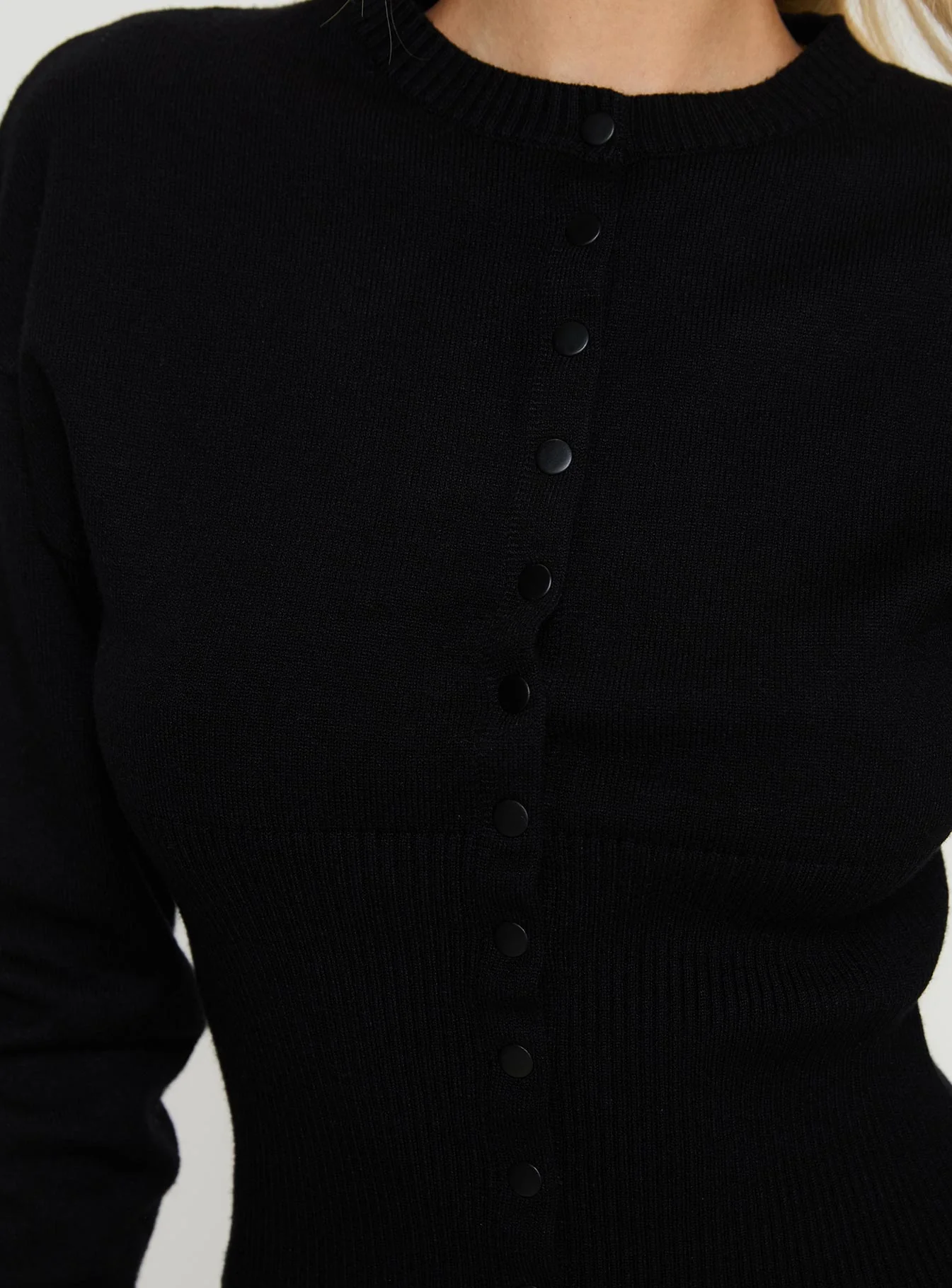 Head In The Clouds Cardigan Onyx - Image 6