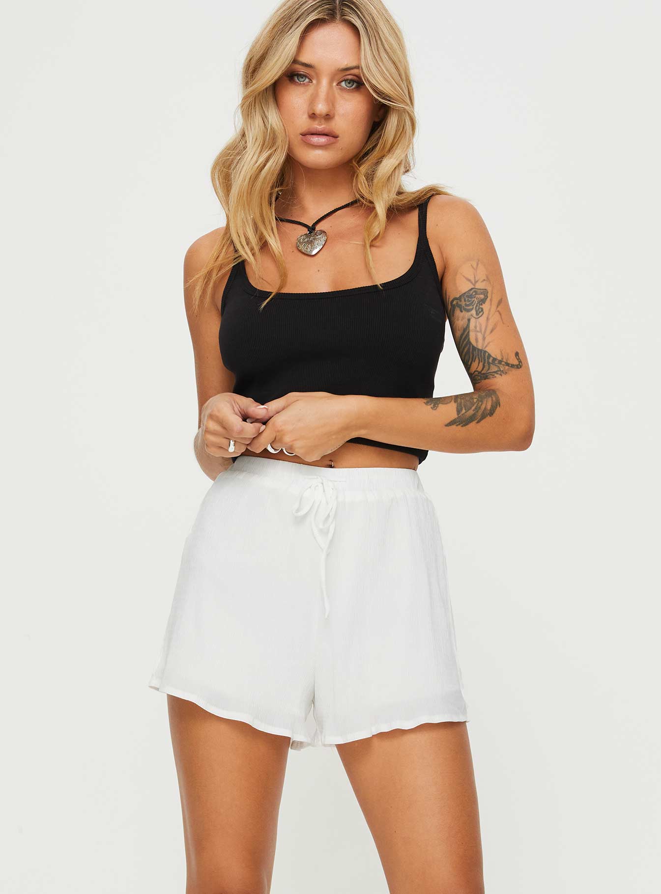 Hunt Shorts White - Image 2