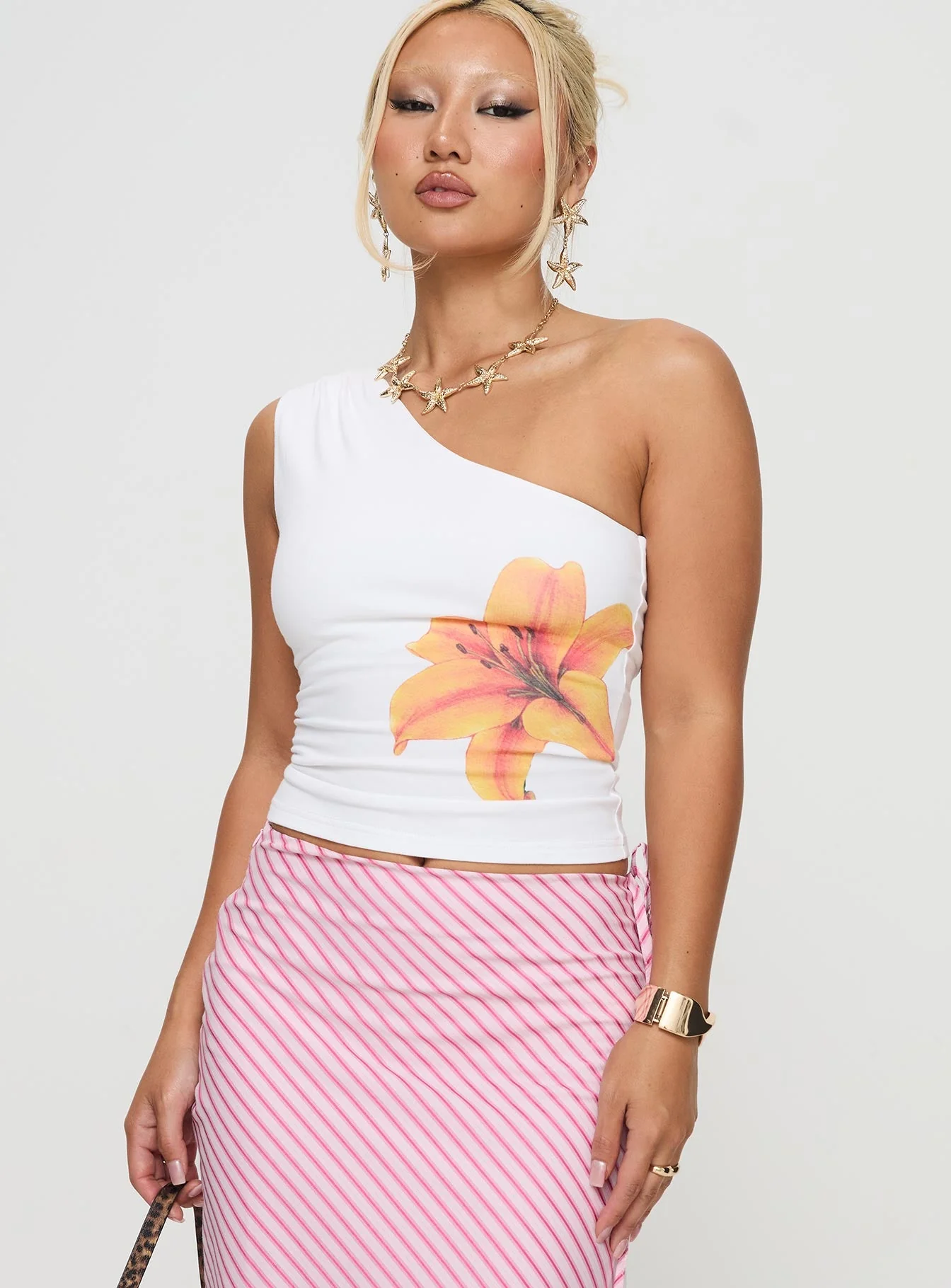 Huxlee One Shoulder Top White Floral - Image 2
