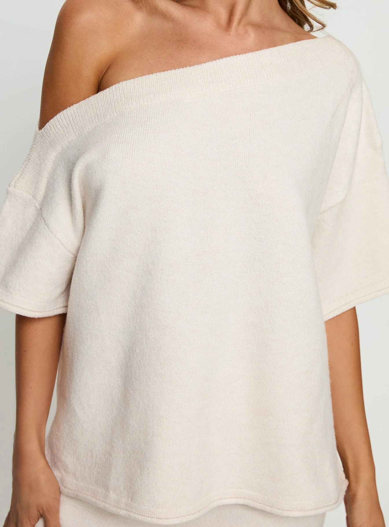Kourta Off Shoulder Oversized Knit Top Oat - Image 6
