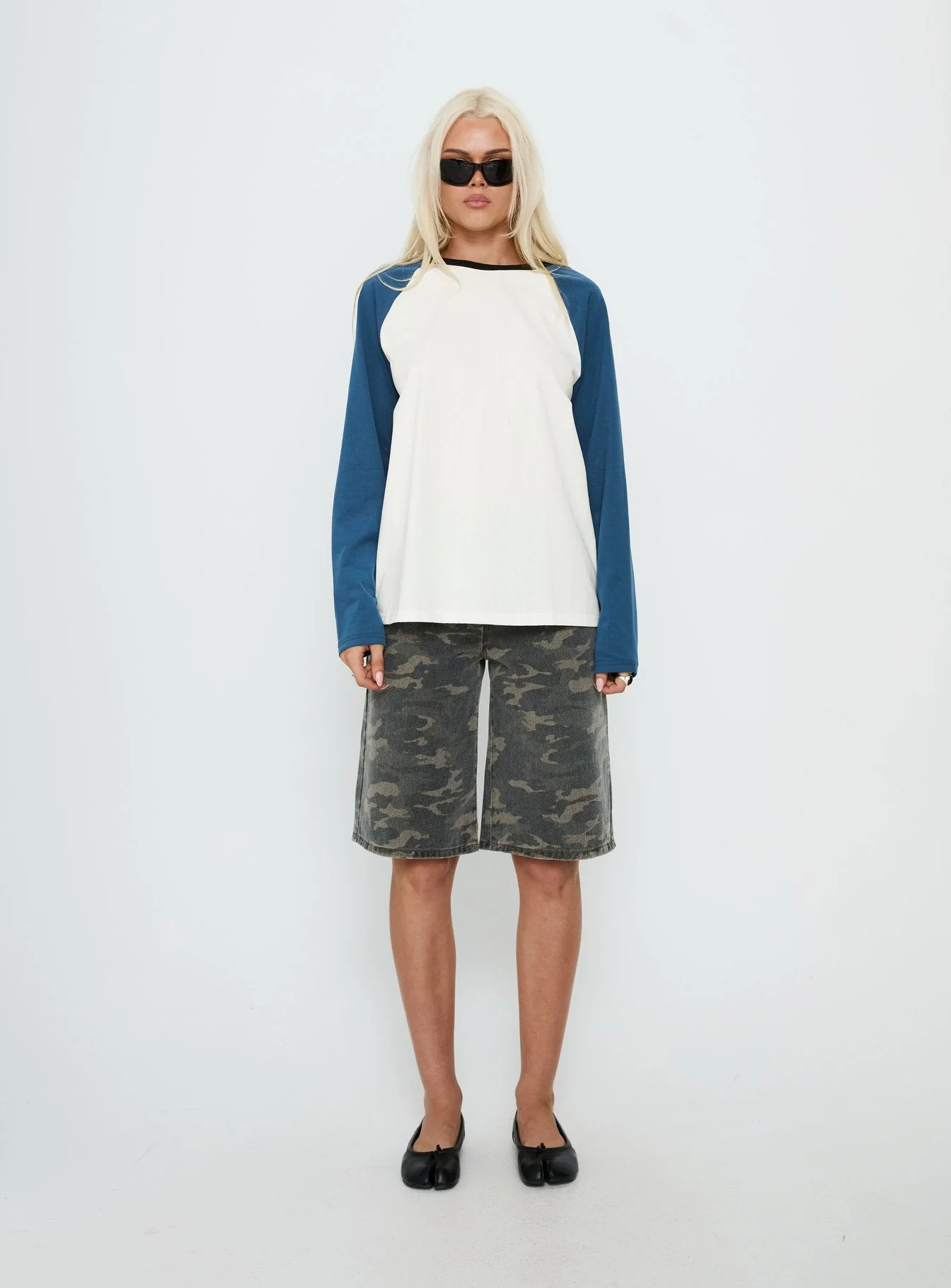 Kravitz Long Sleeve Baseball Raglan Top Blue - Image 7