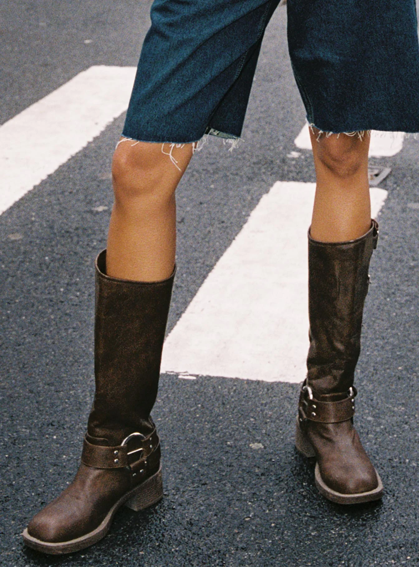 Buckle Down Boots Brown - Image 13