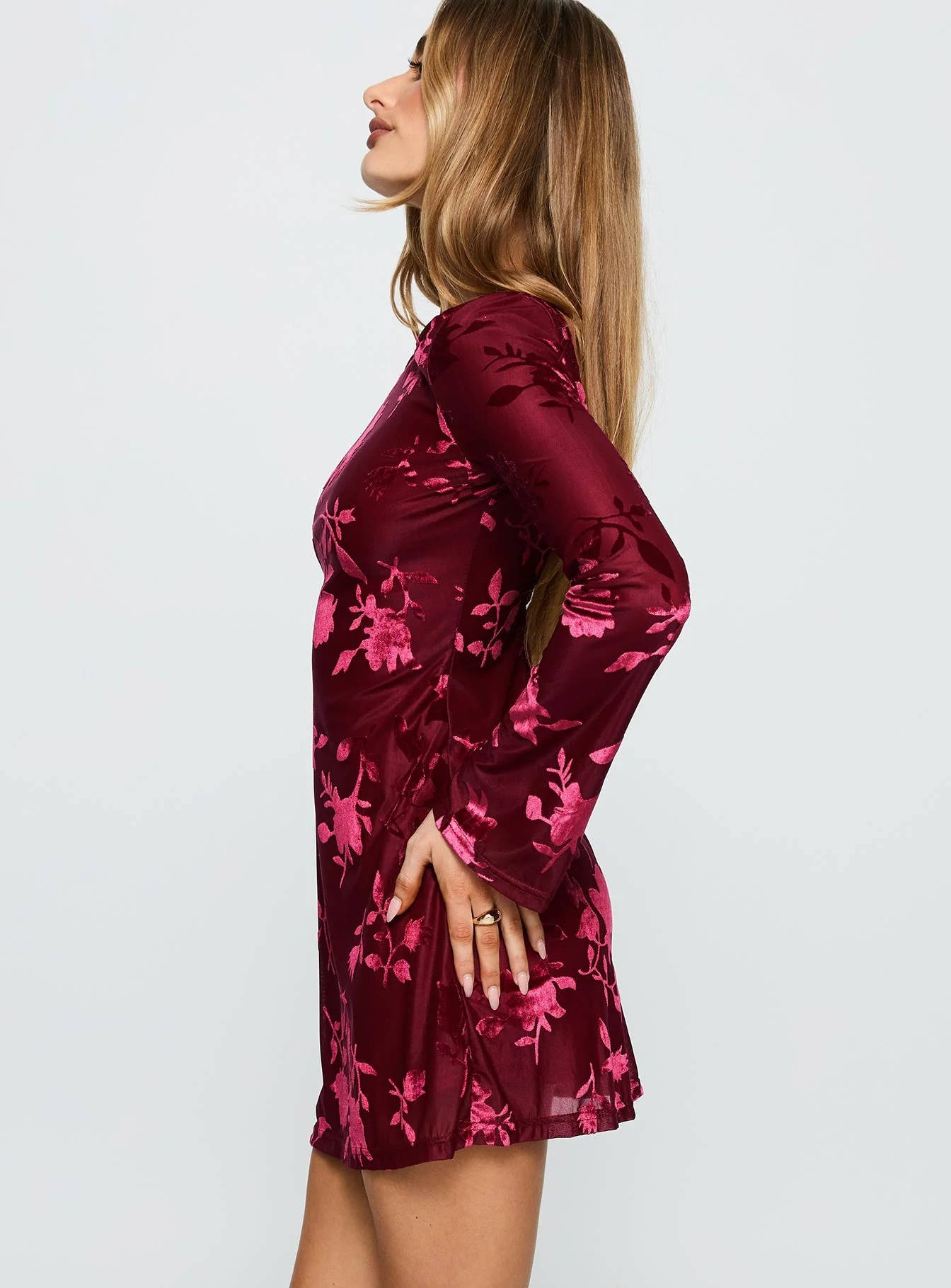 Lukea Long Sleeve Mini Dress Burgundy Burnout - Image 4