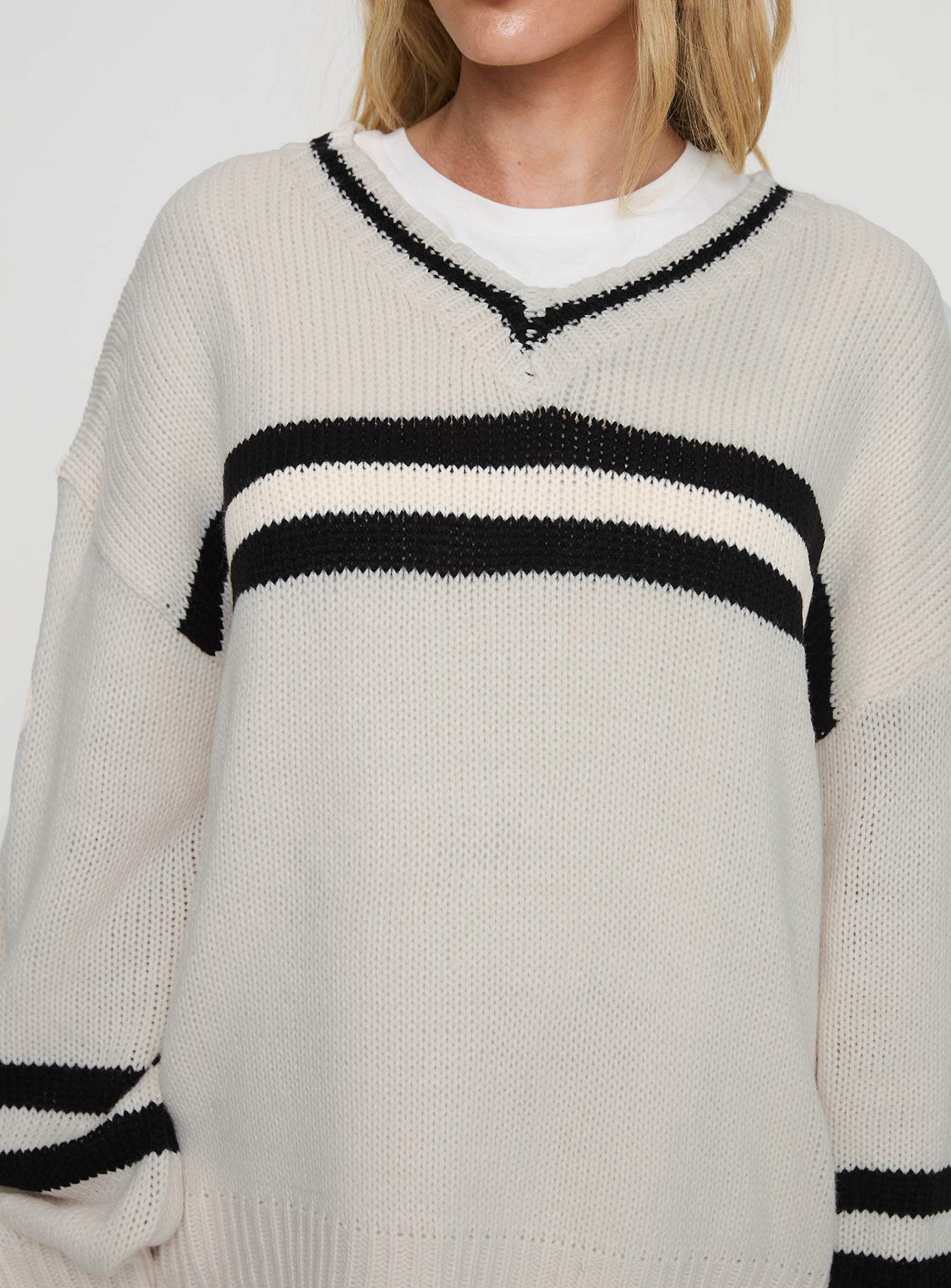 Mystique Knit Sweater Cream - Image 6