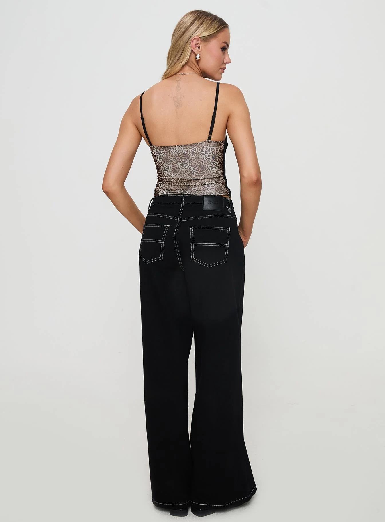 Naylor Mid Rise Wide Leg Jeans Mid Black - Image 5
