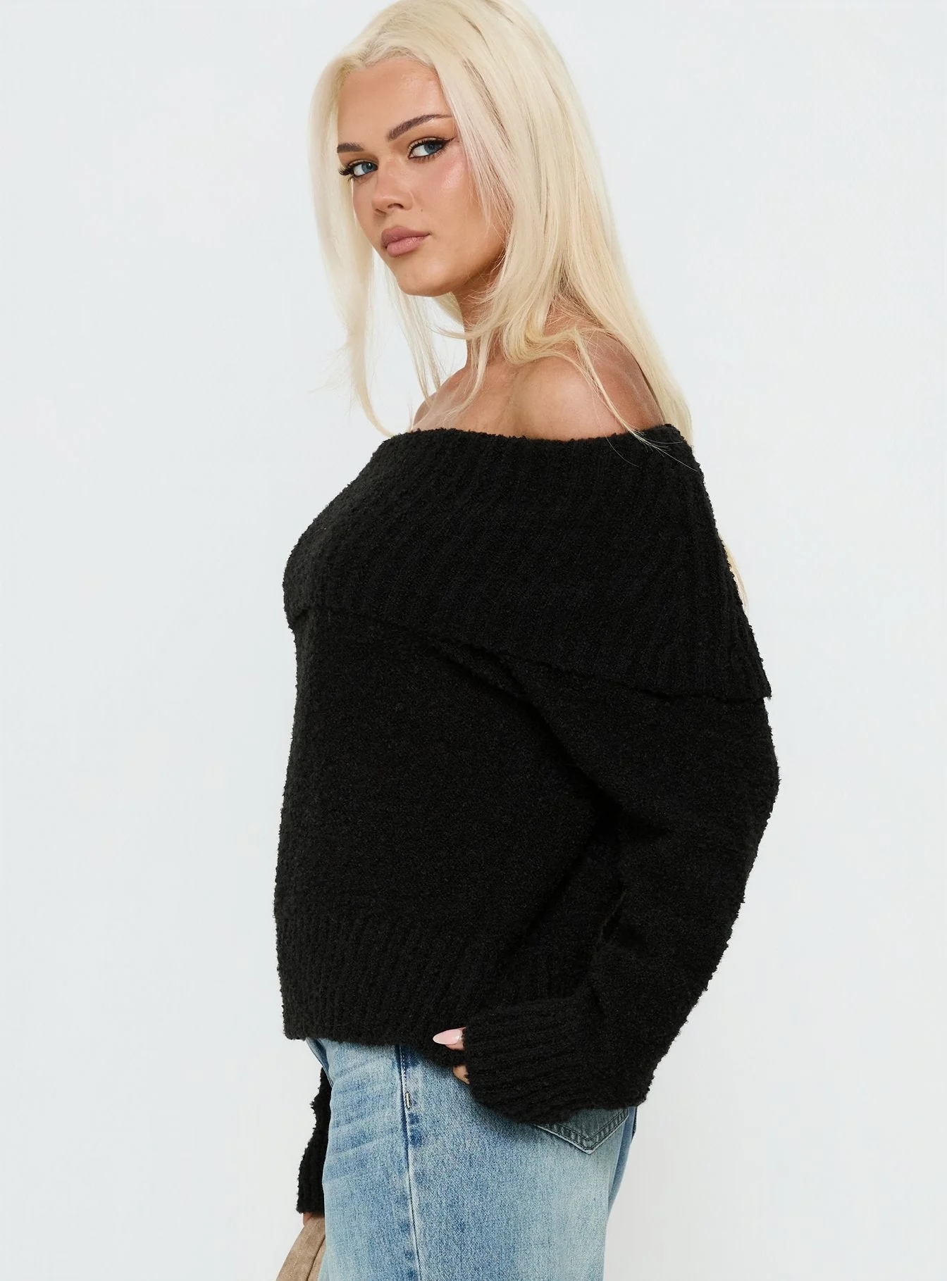 Parkley Boucle Off The Shoulder Black - Image 3