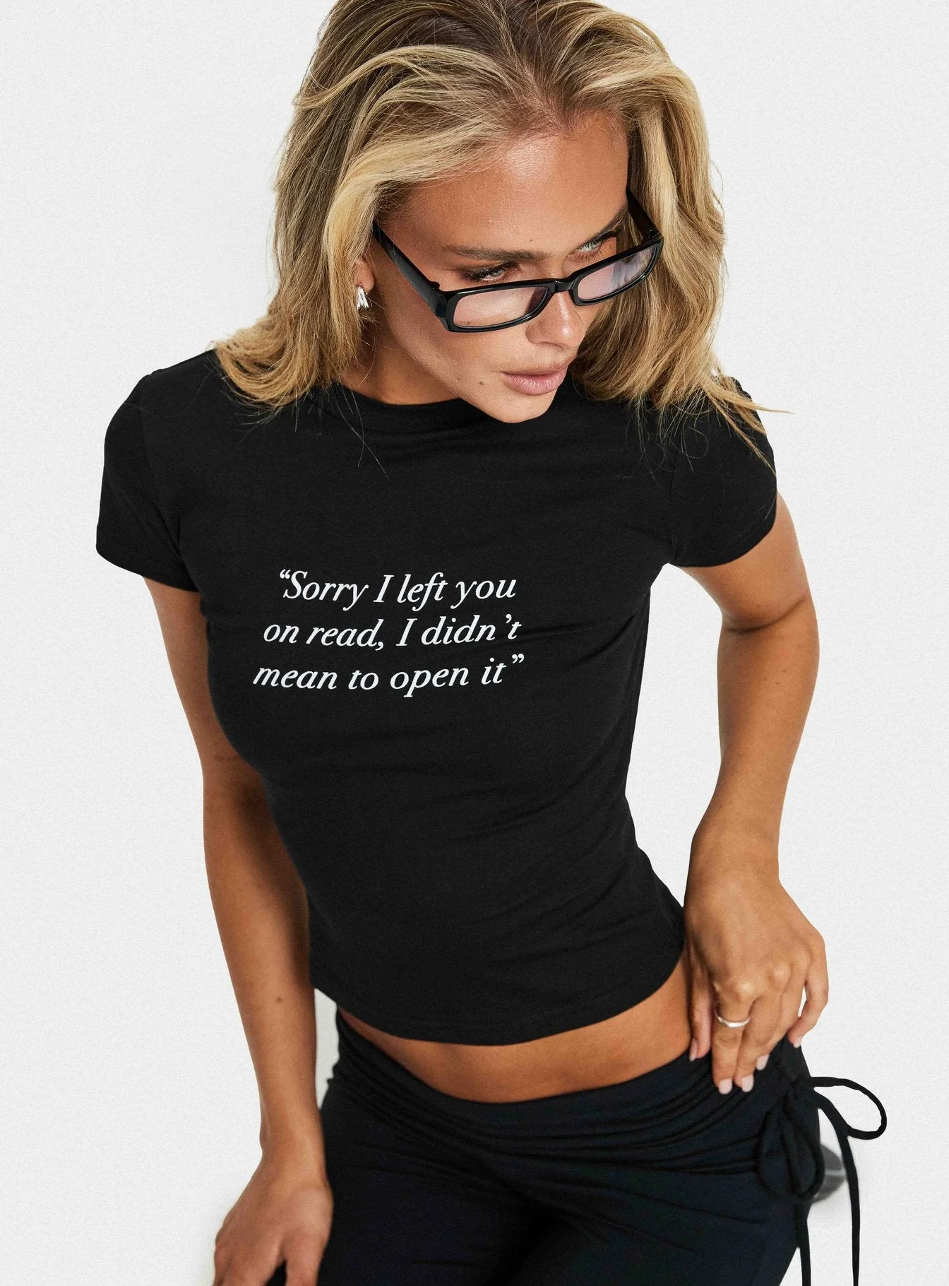 Read Receipts Graphic Baby Tee Black - Image 8