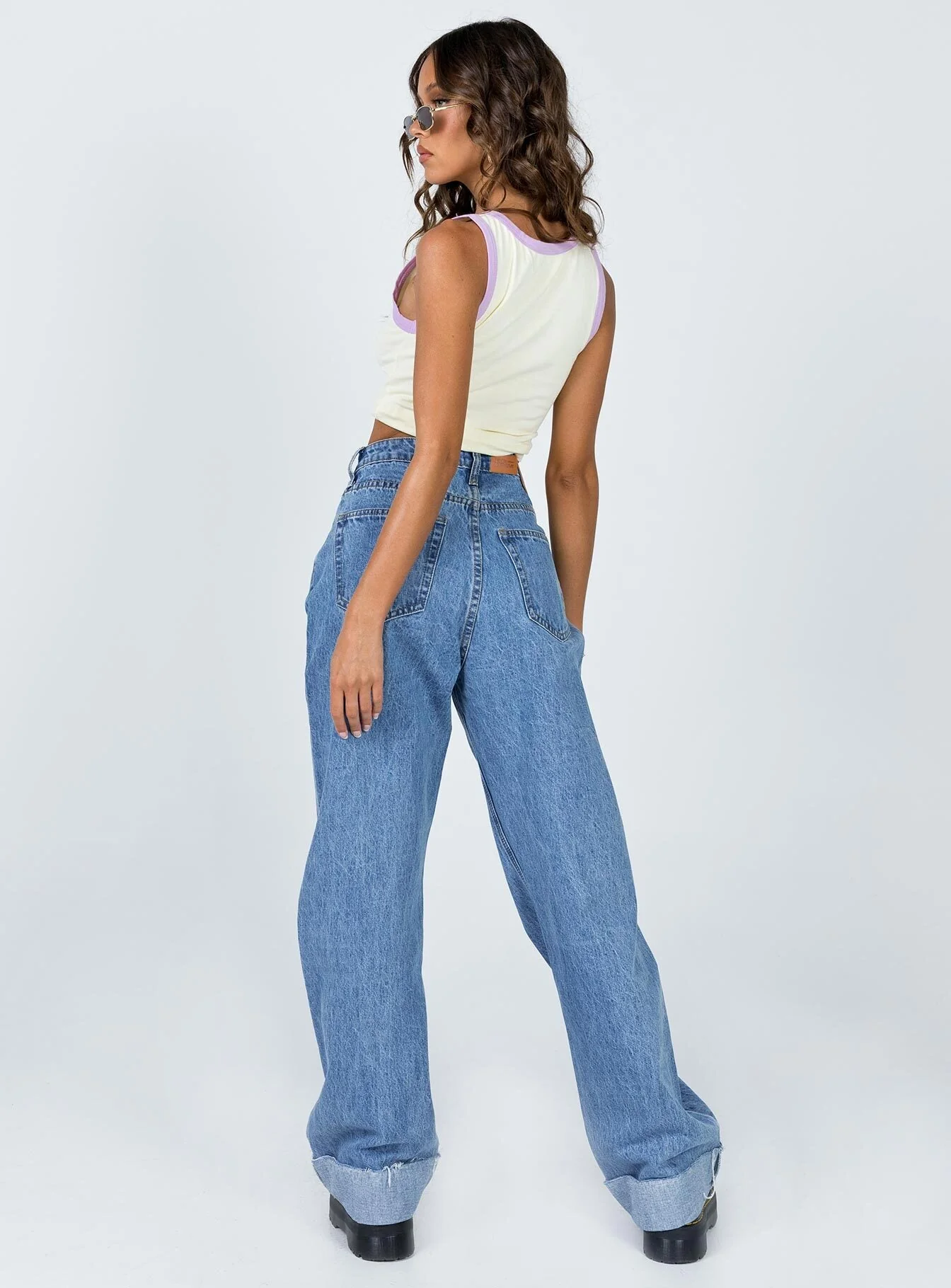 Ollie Mid Rise Straight Leg Jeans Mid Wash Denim - Image 5