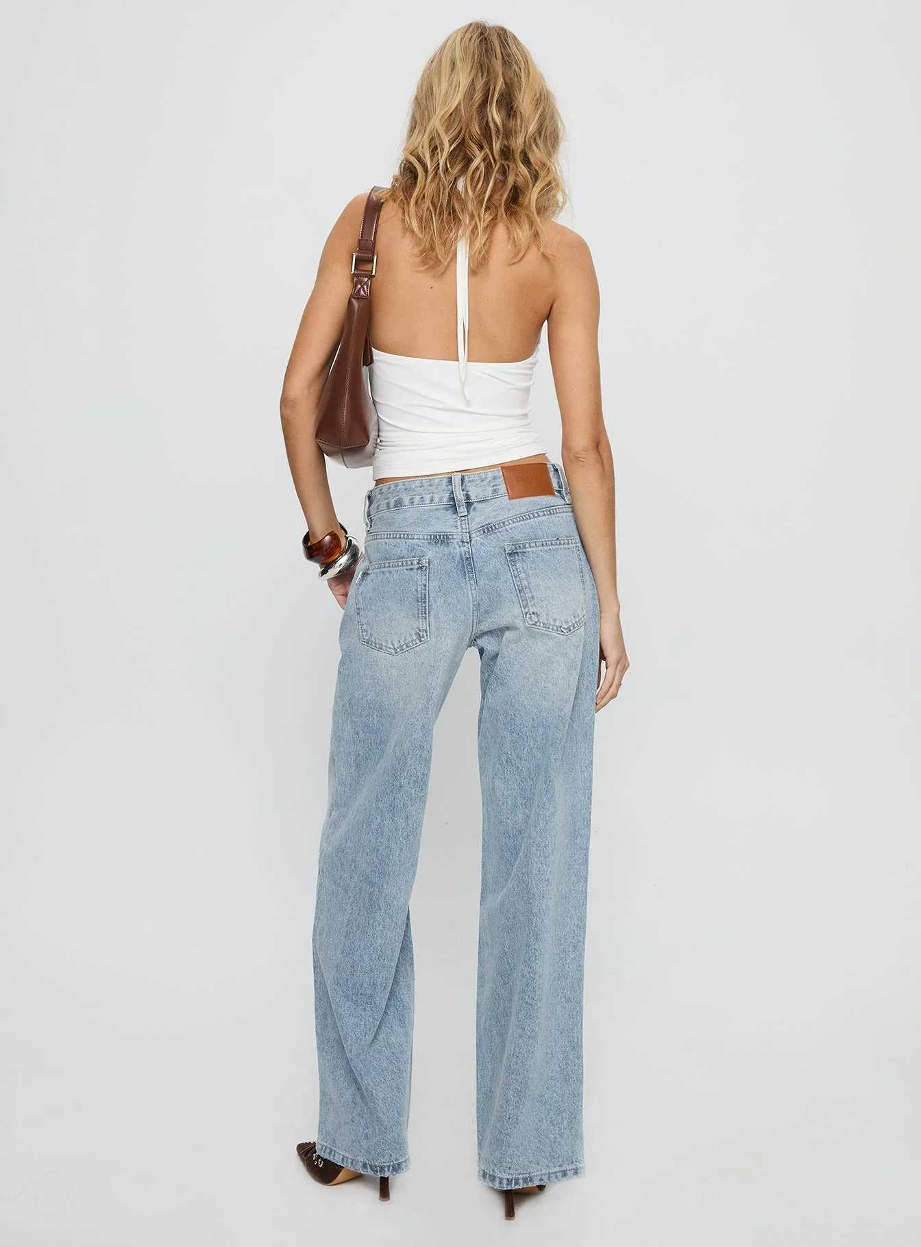 Serenitia Mid Rise Straight Leg Jeans Light Wash Tall - Image 5