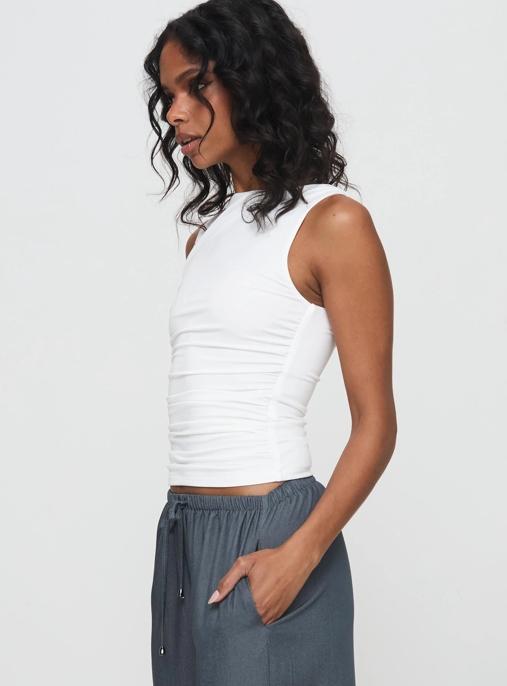 Solani Top White - Image 4