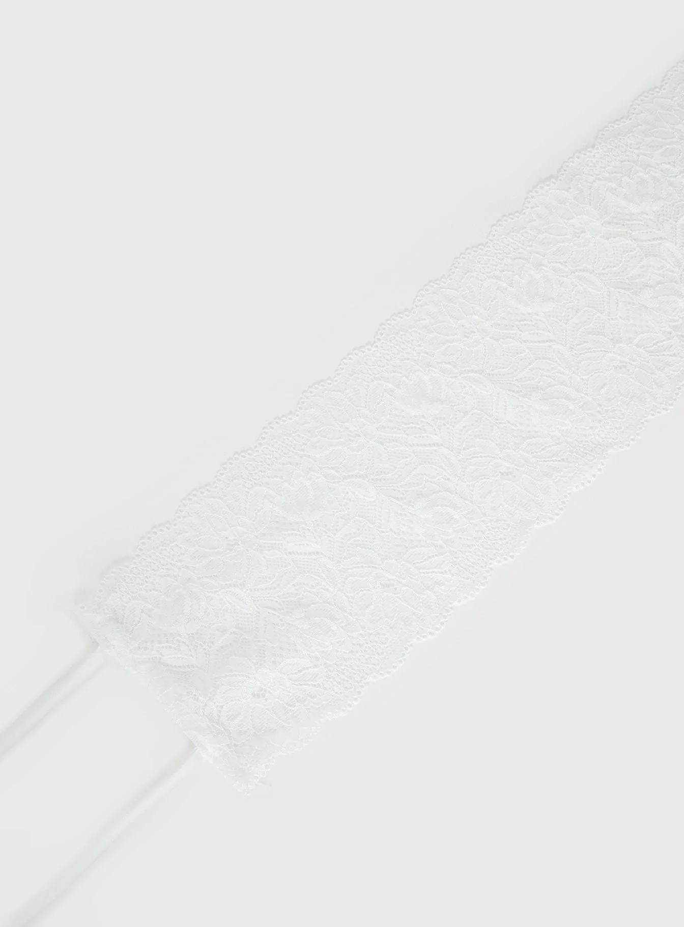 Spin The Bottle Lace Belt White - Image 3