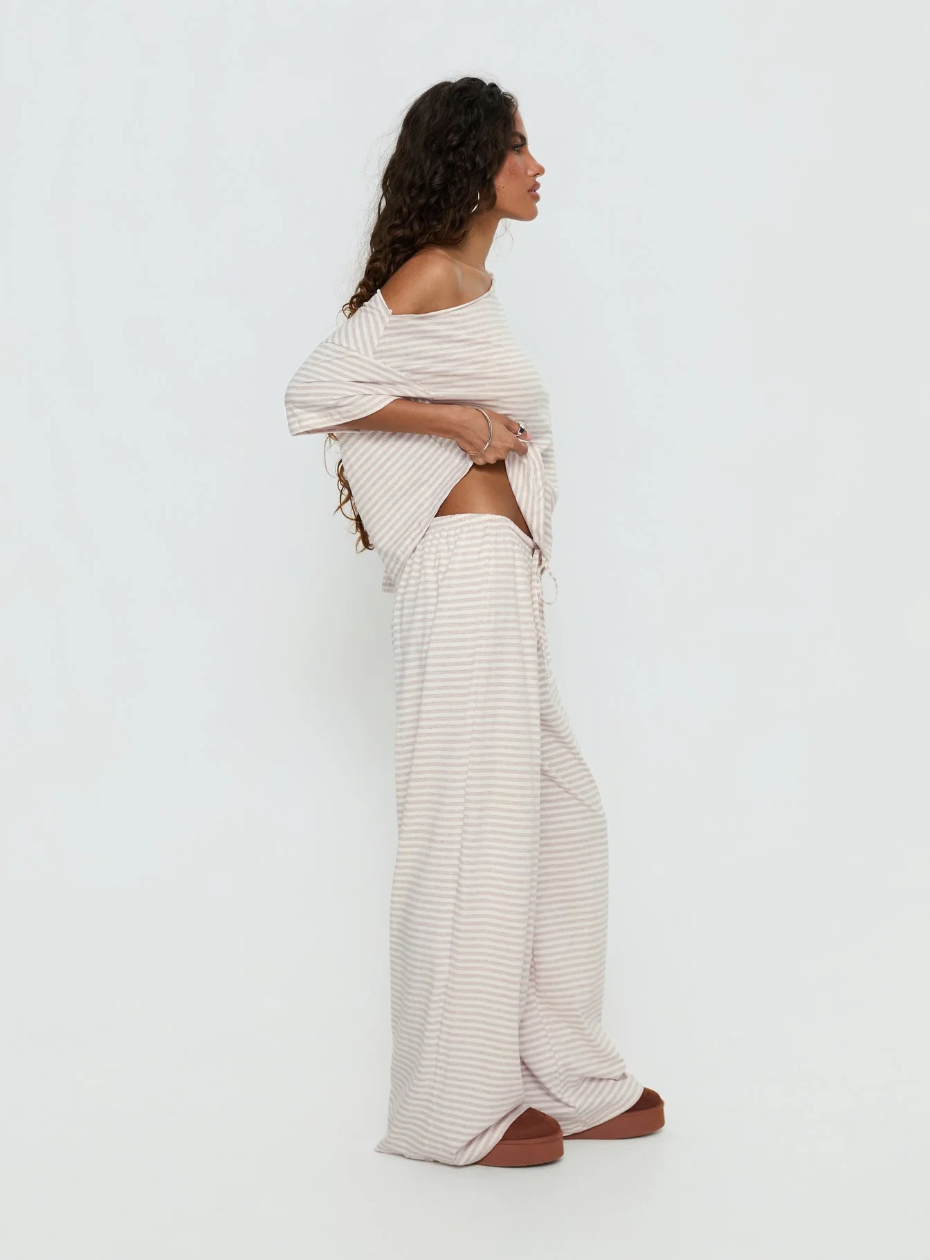 Tobie Off Shoulder Sleep Set Beige Stripe - Image 5