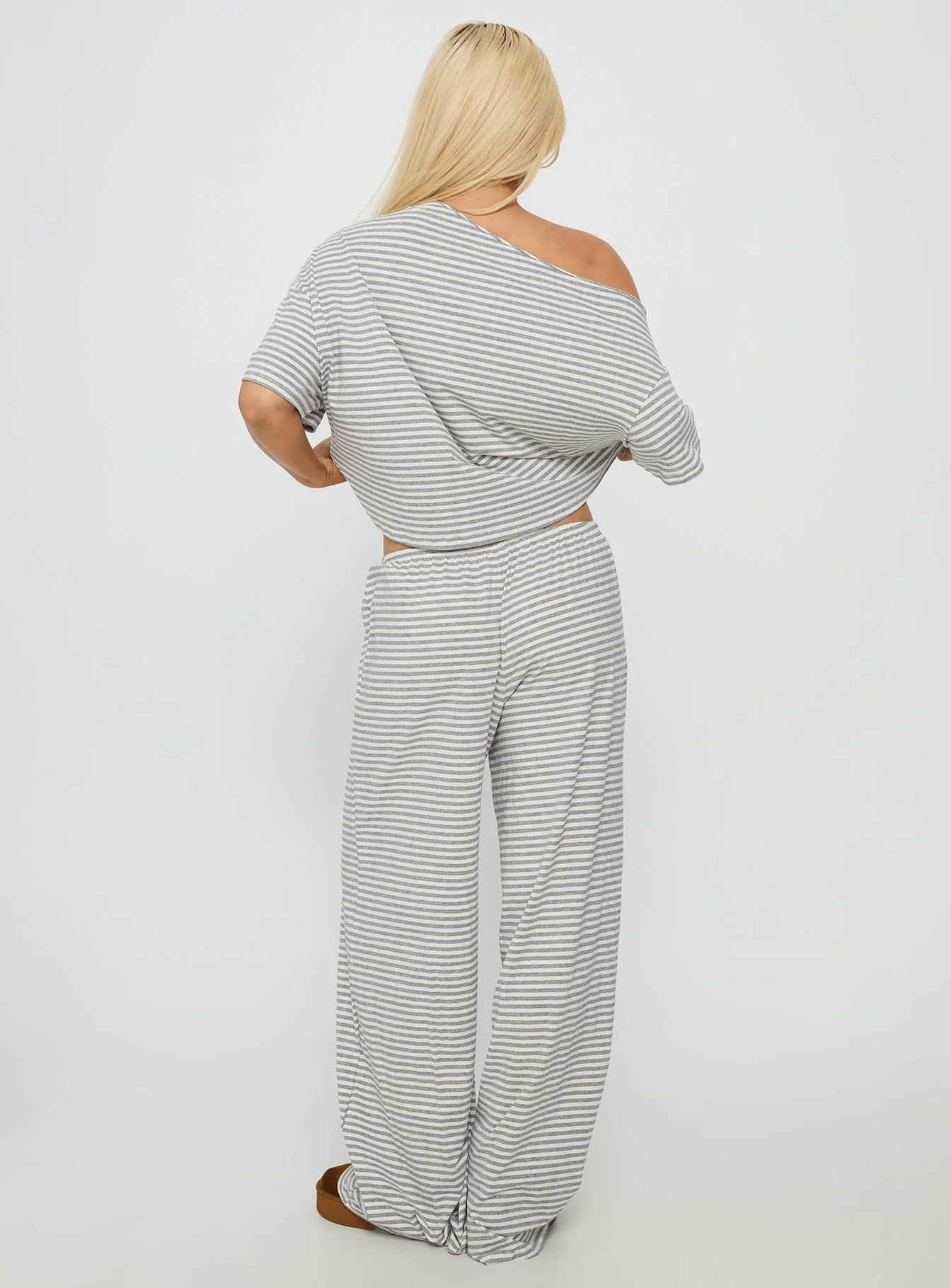 Tobie Off Shoulder Sleep Set Grey Stripe - Image 5