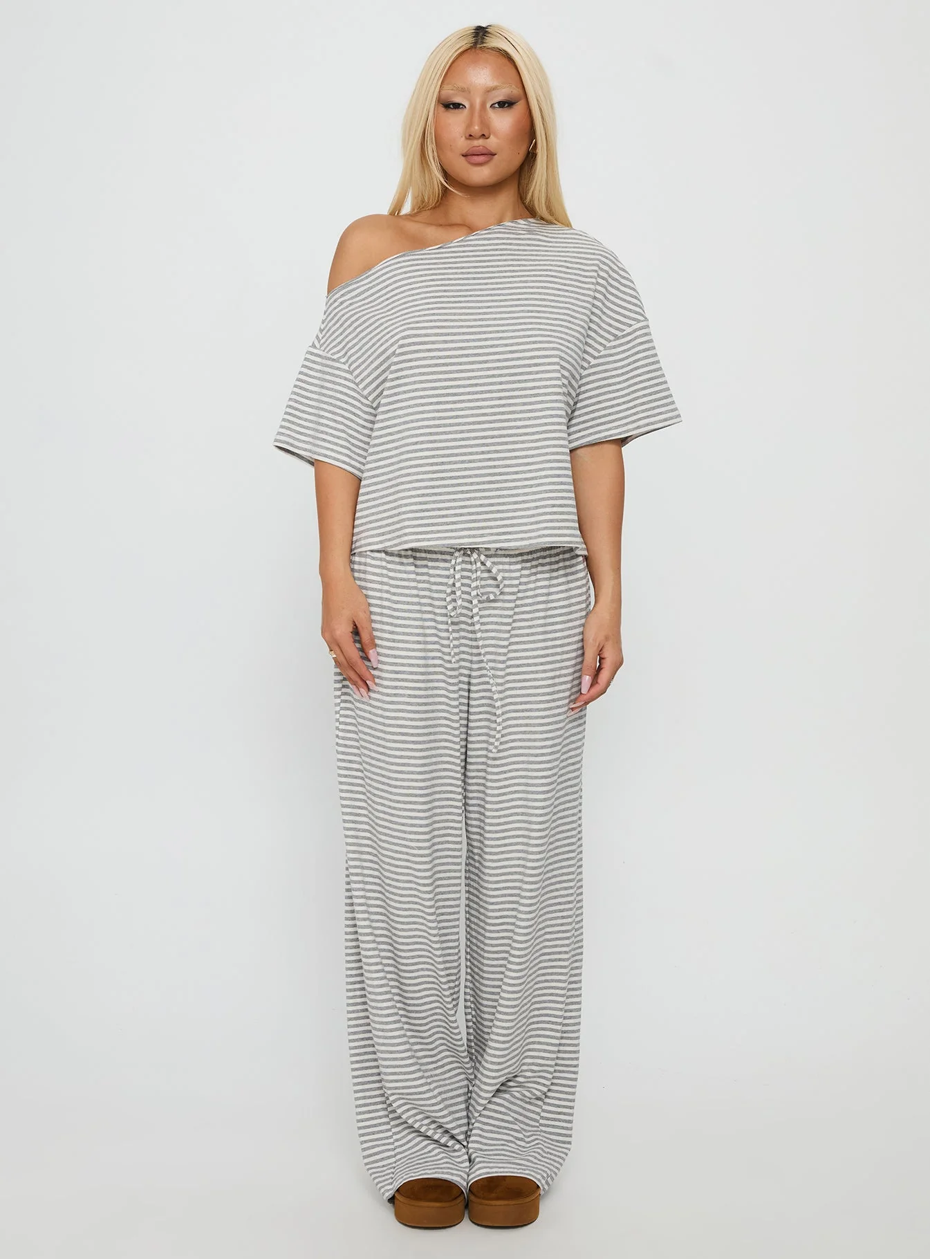 Tobie Off Shoulder Sleep Set Grey Stripe - Image 7