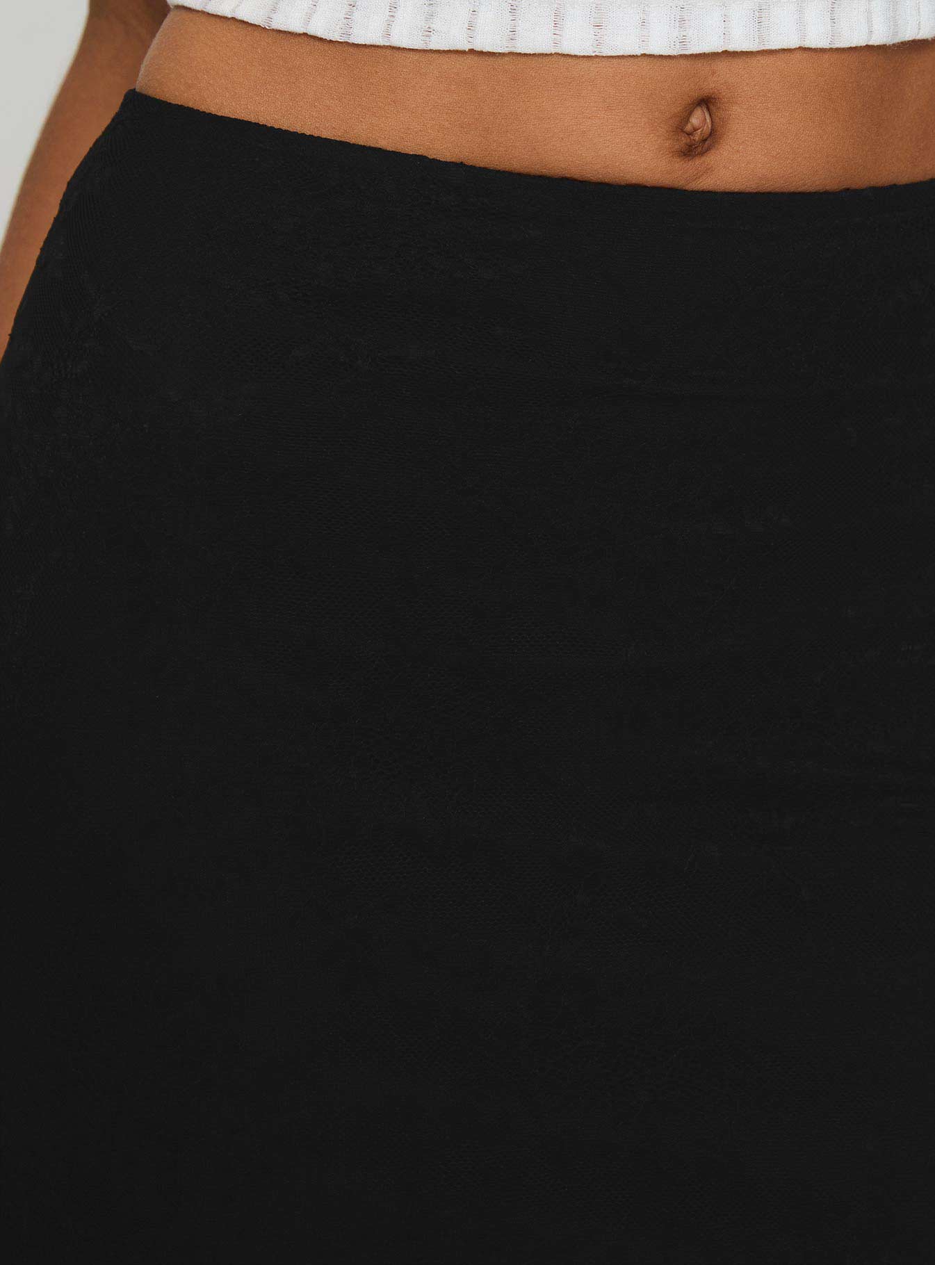 Topping Maxi Skirt Black Petite - Image 6