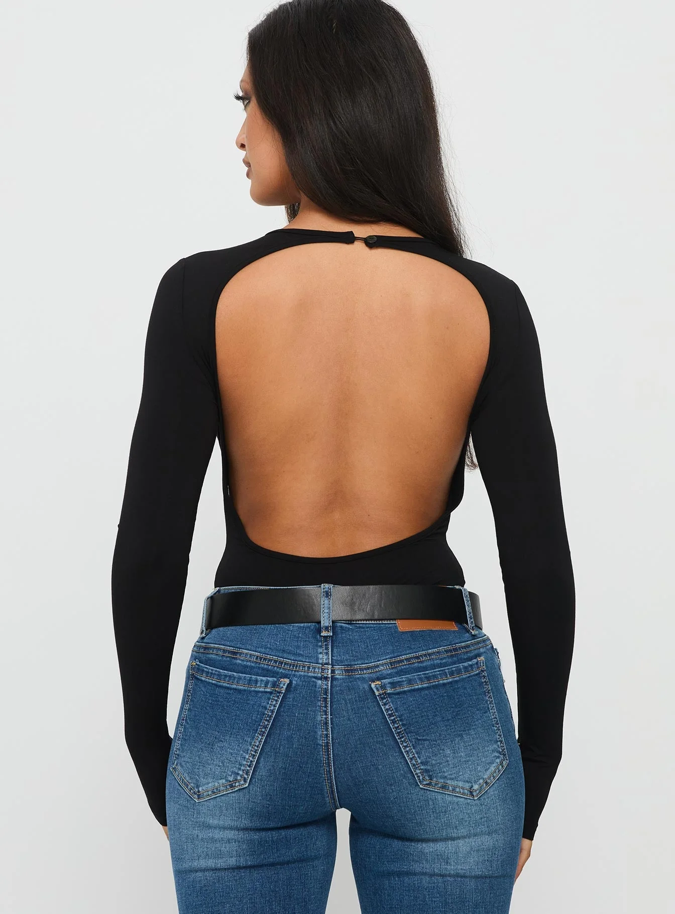Tovira Cut Out Long Sleeve Bodysuit Black - Image 4