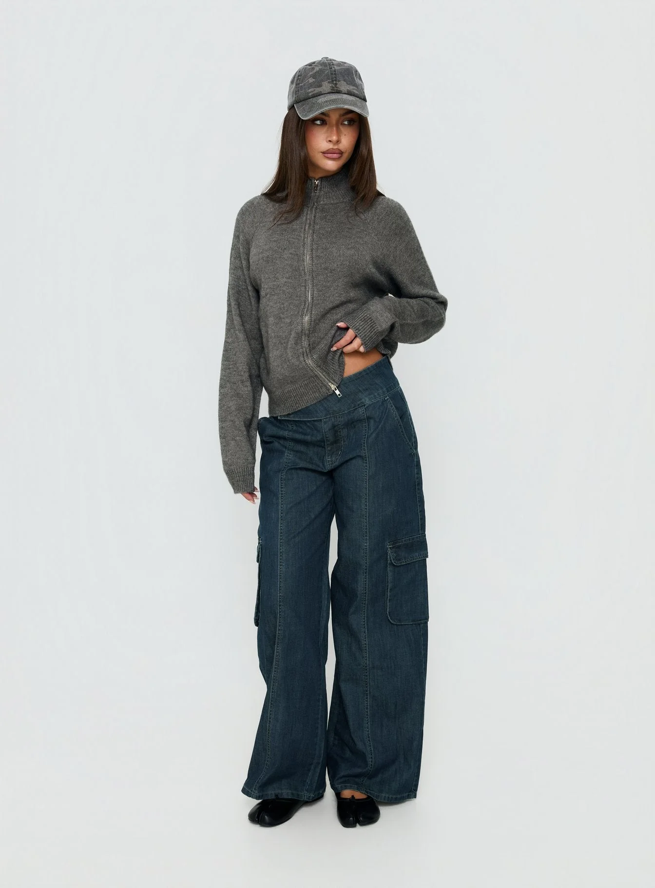 Nikoletta Mid Rise Wide Leg Cargo Jeans Dark Blue Wash - Image 2