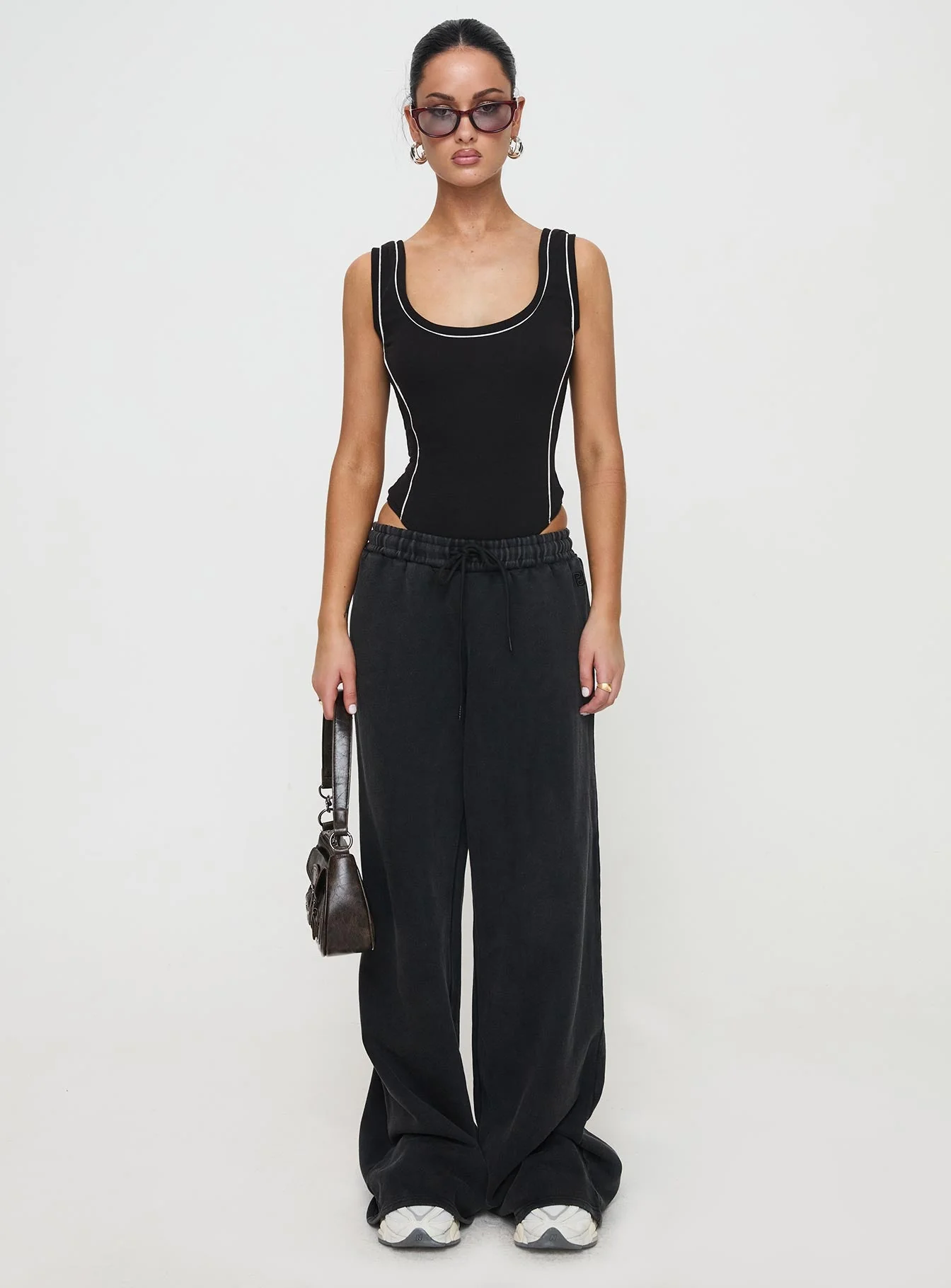 Velvela Contrast Stitch Bodysuit Black / White - Image 7