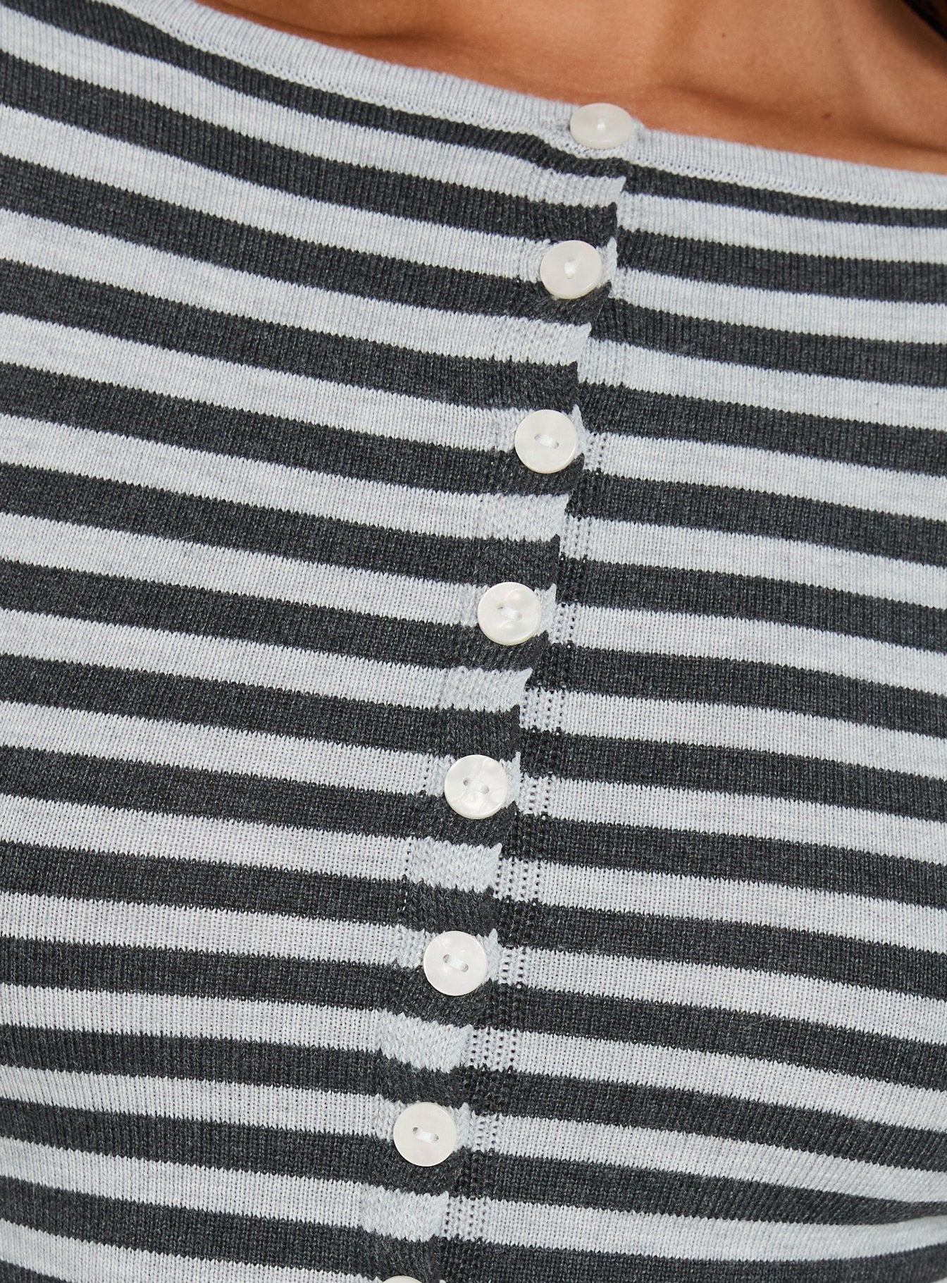 Vesira Button Detail Long Sleeve Knit Cardigan Stripe - Image 6