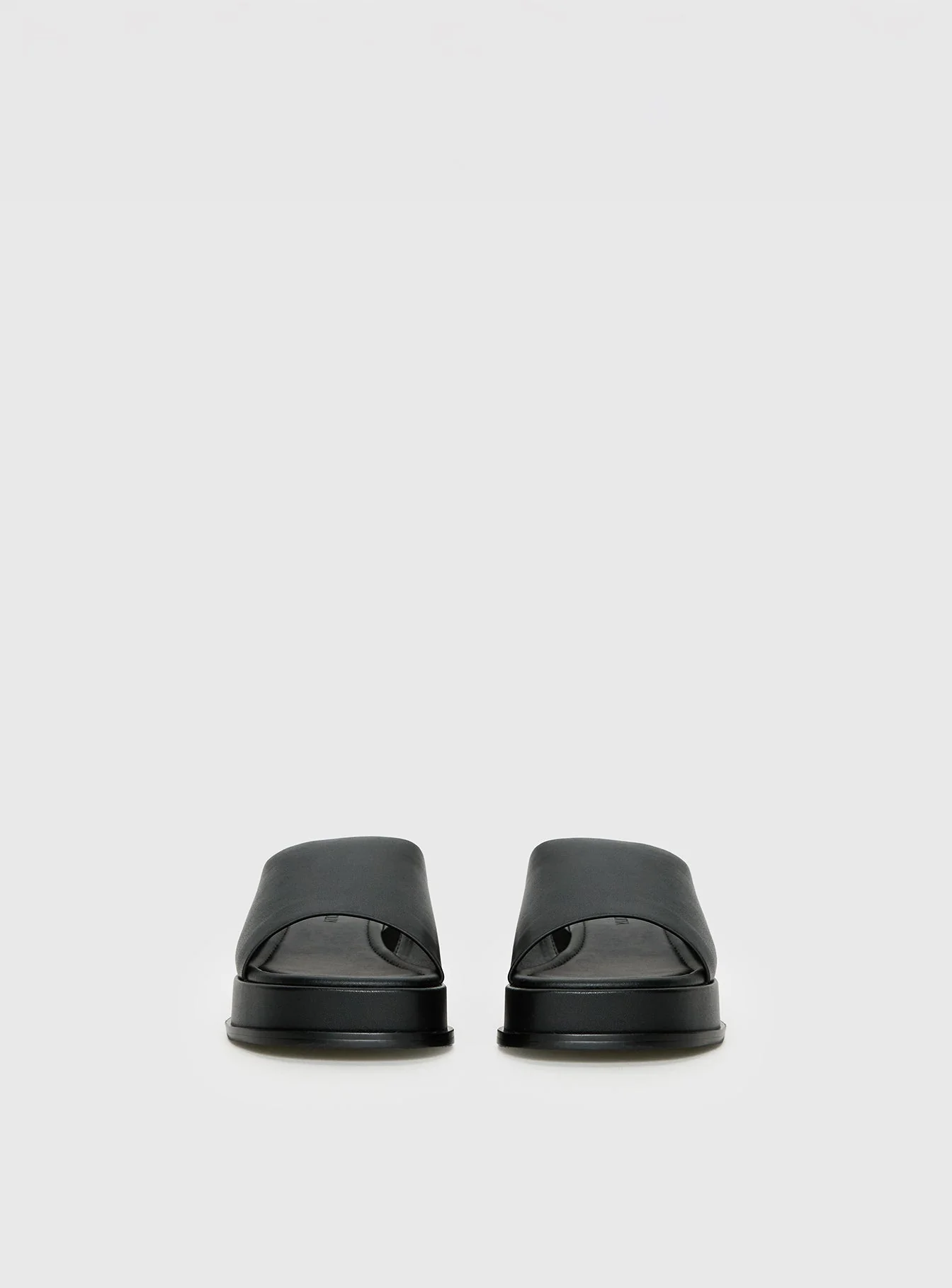Bayshore Sandals Black - Image 3