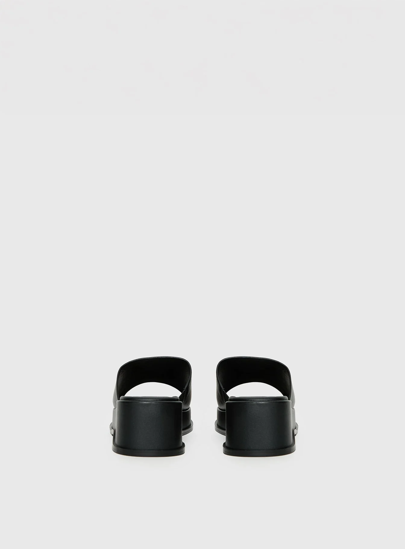 Bayshore Sandals Black - Image 4