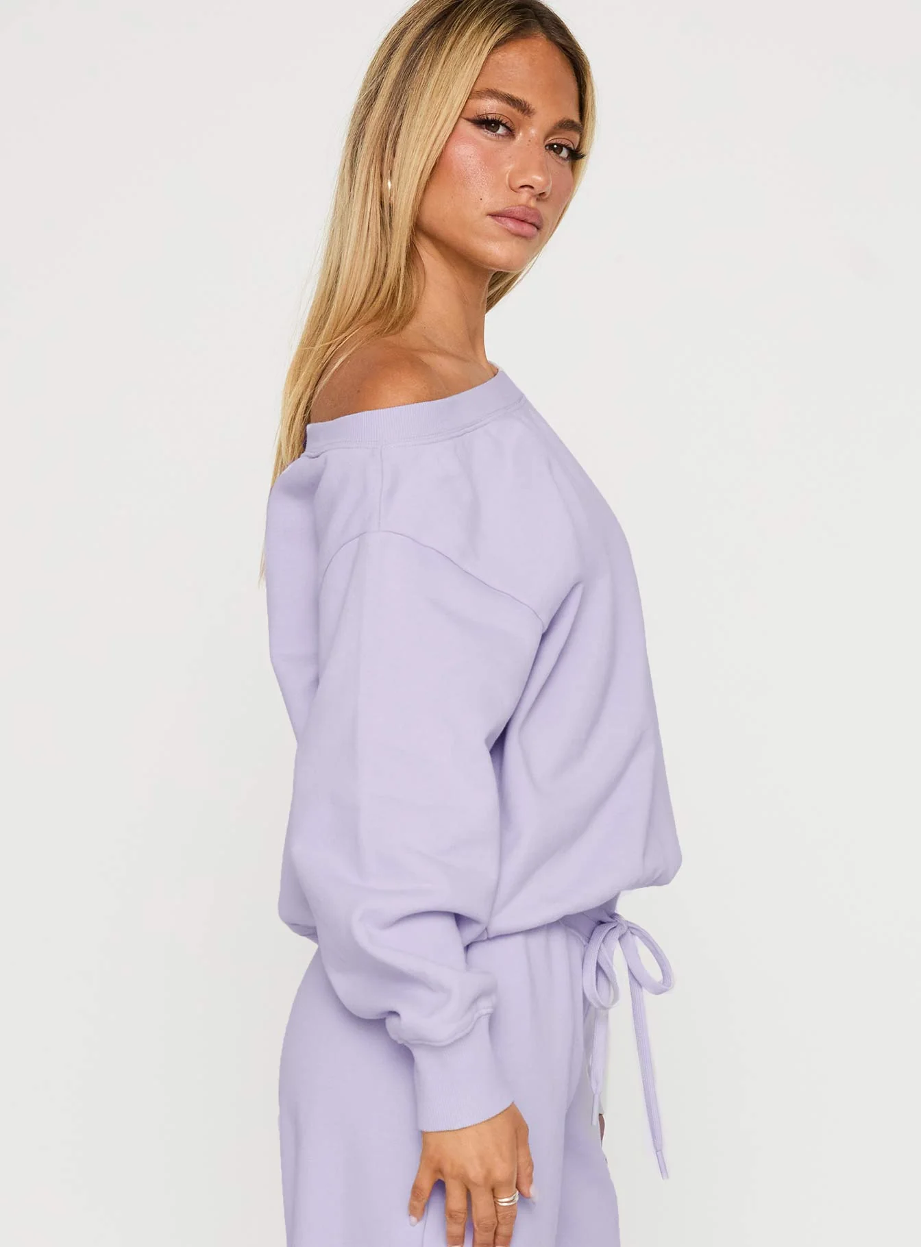 Wellness Off The Shoulder Jumper Washed Lavender - Image 4