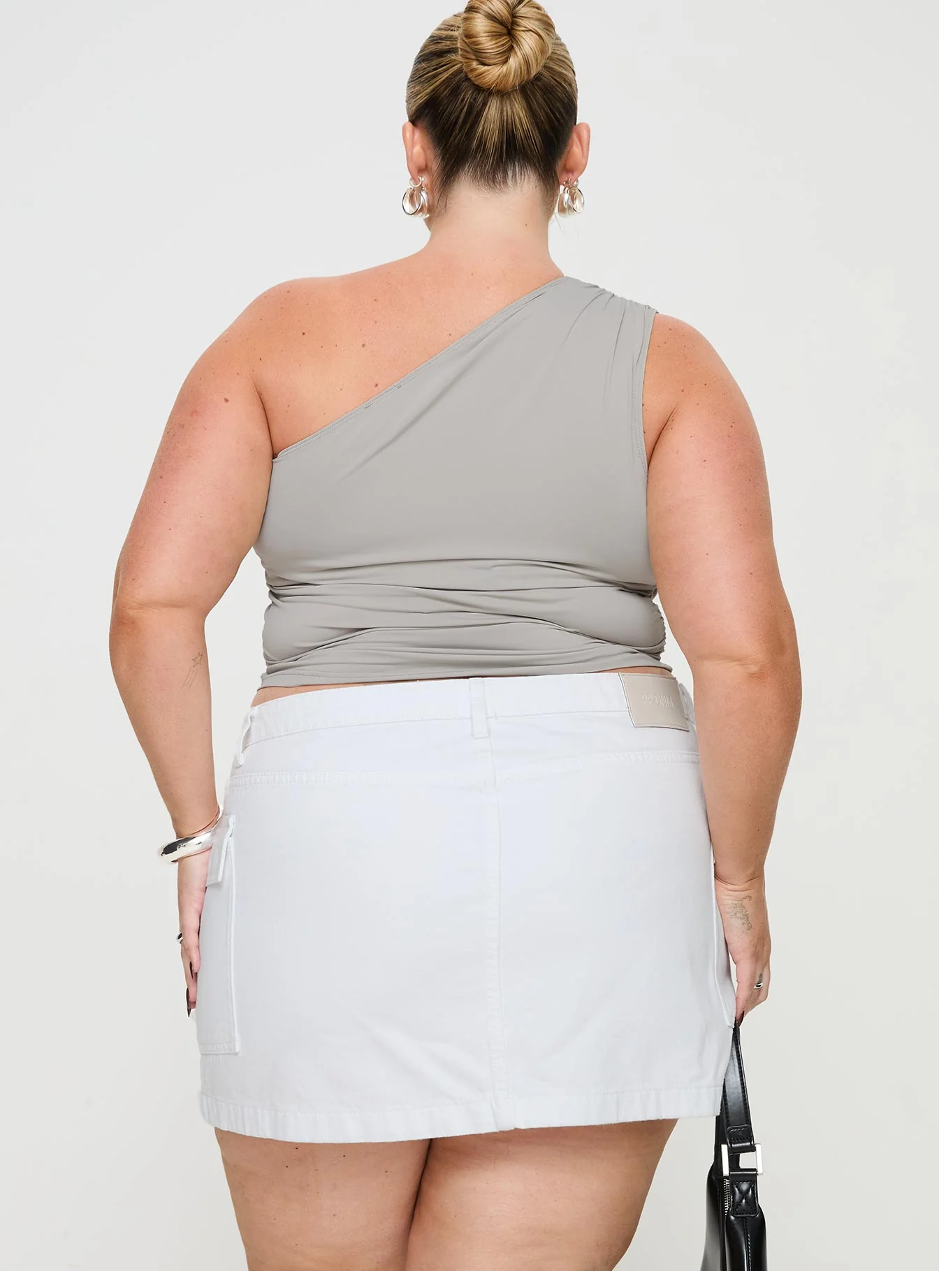 Zakai Cargo Denim Mini Skirt White Denim Curve - Image 5